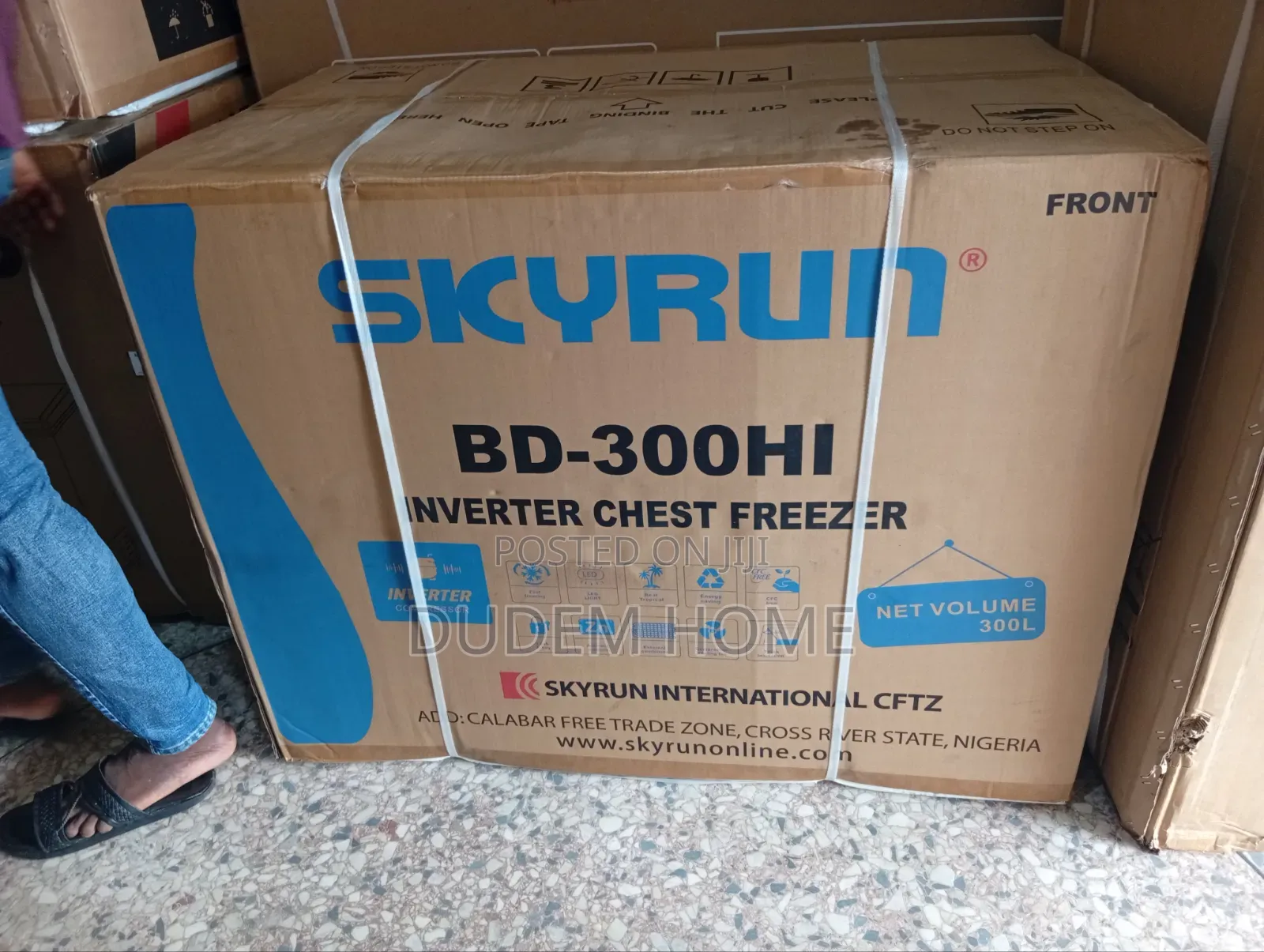 Skyron Inverter Compressor Chest Freezer Bd 300hi(4fit) Inverter