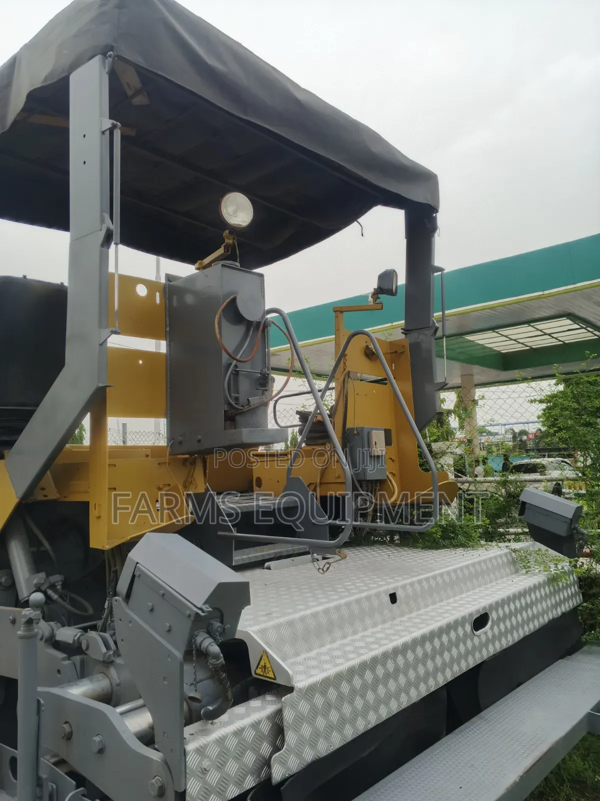 Tokunbo Ingersoll Rand Asphalt Paver