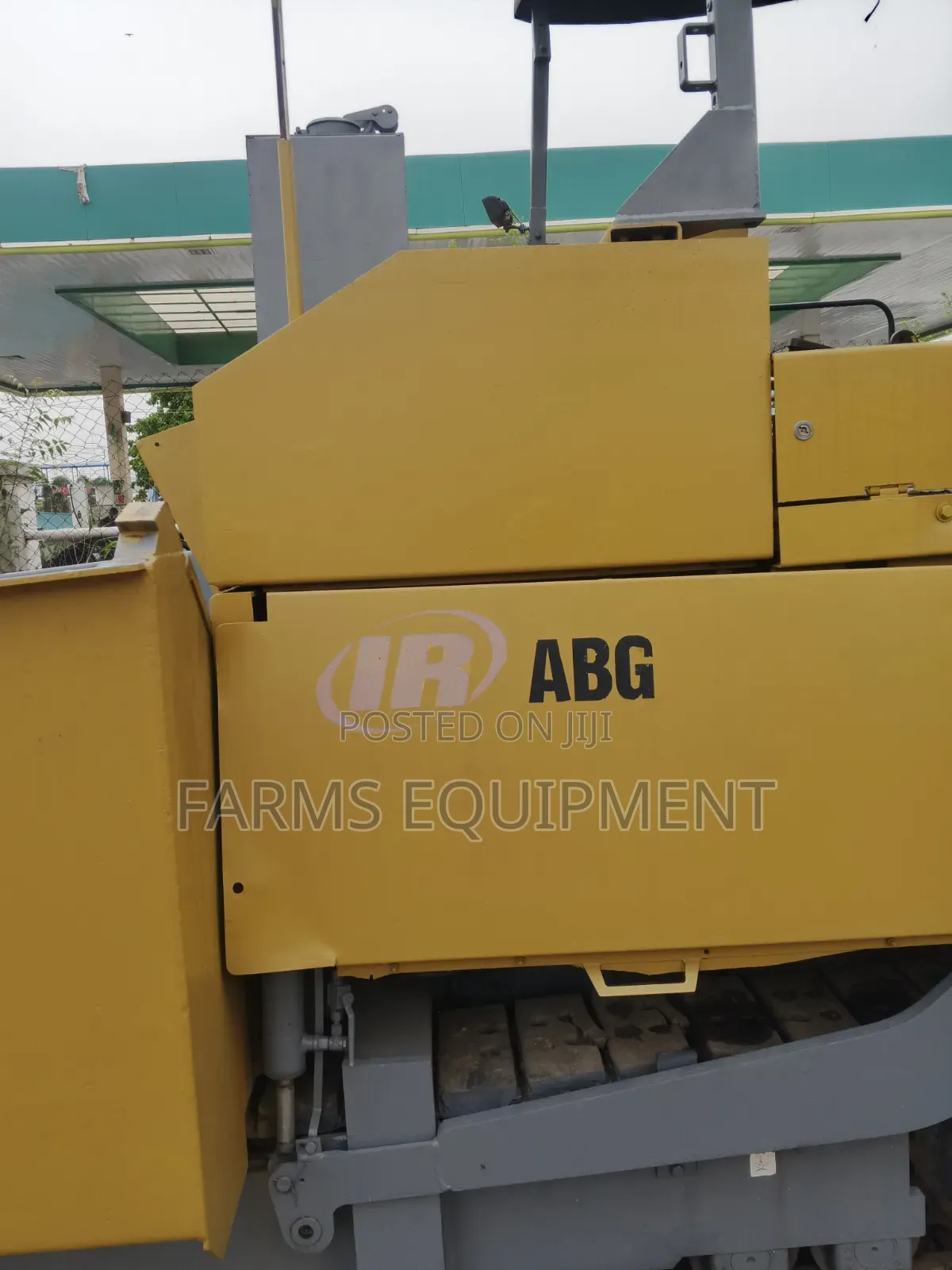 Tokunbo Ingersoll Rand Asphalt Paver