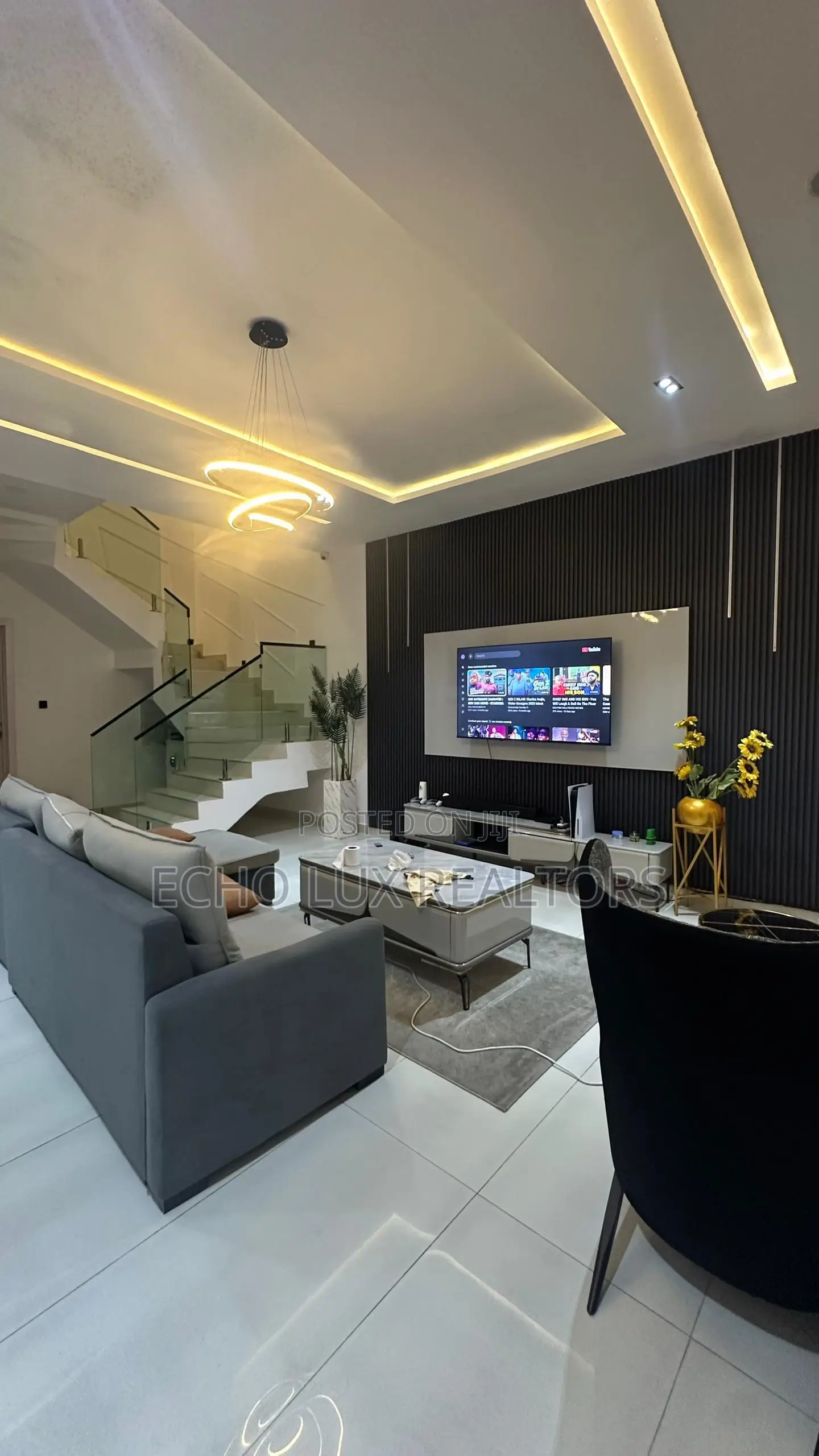Furnished 4bdrm Duplex in Chevron for sale