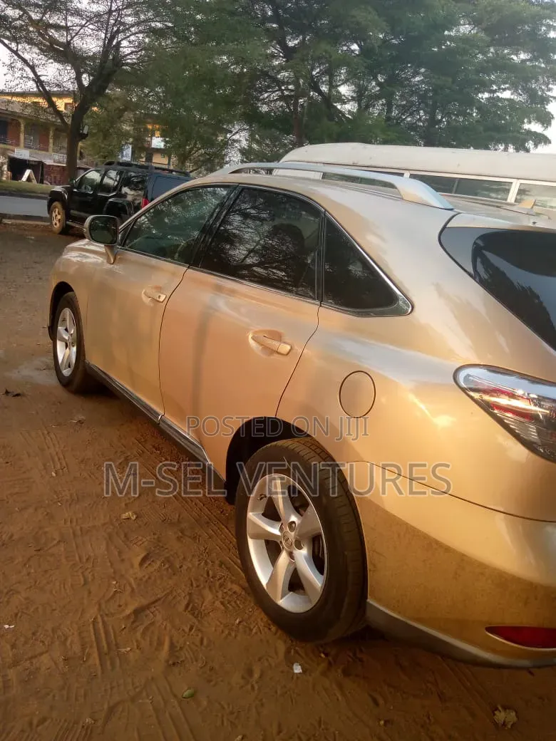 Lexus RX 350 2010 Gold