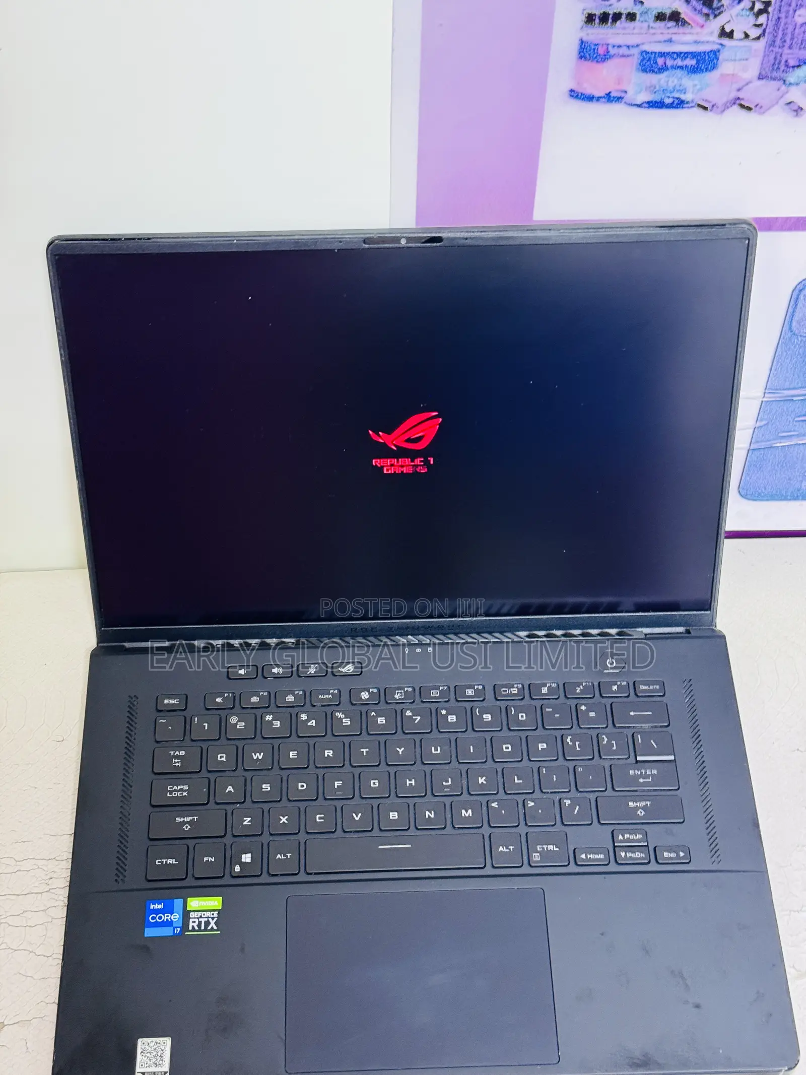 Laptop Asus ROG Zephyrus G16 16GB Intel Core i7 SSD 512GB