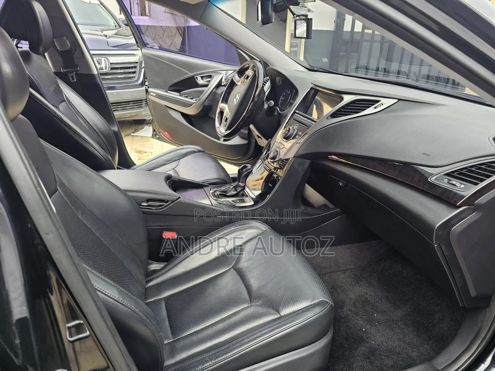 Hyundai Grandeur 2.2 CRDi 2012 Black
