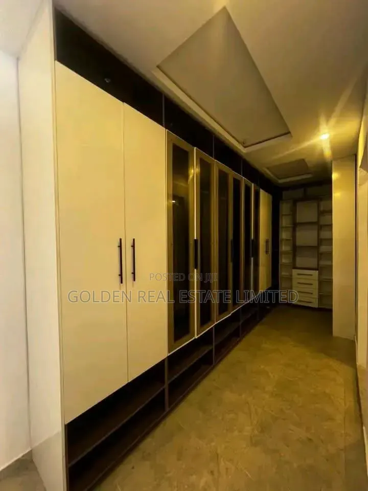 4bdrm Duplex in Ikate for sale
