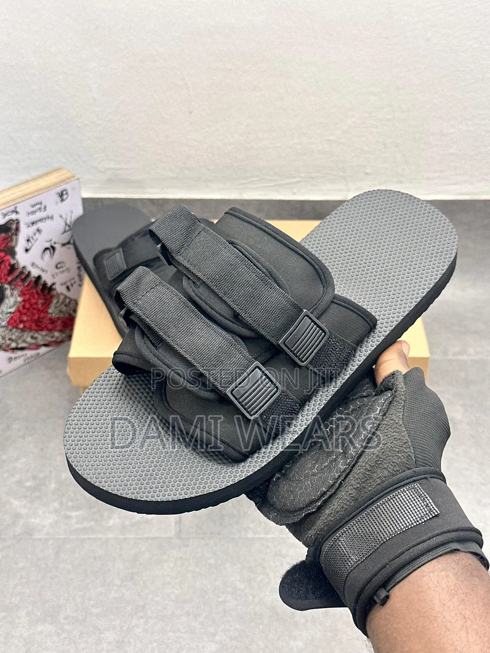 Tech Slide Flat Sole