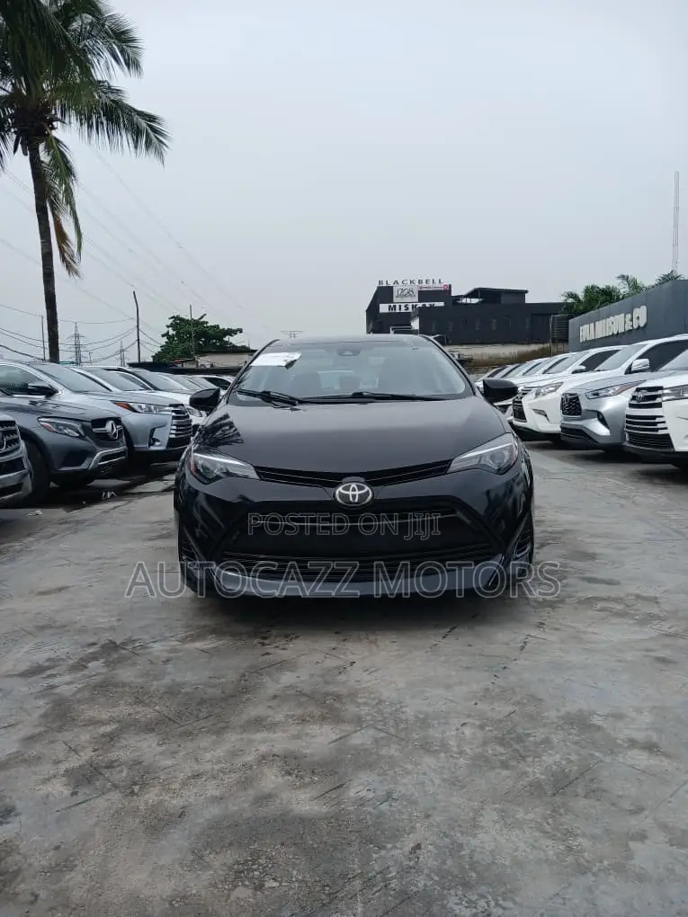 Toyota Corolla LE ECO 4dr Sedan (1.8L 4cyl CVT) 2017 Black