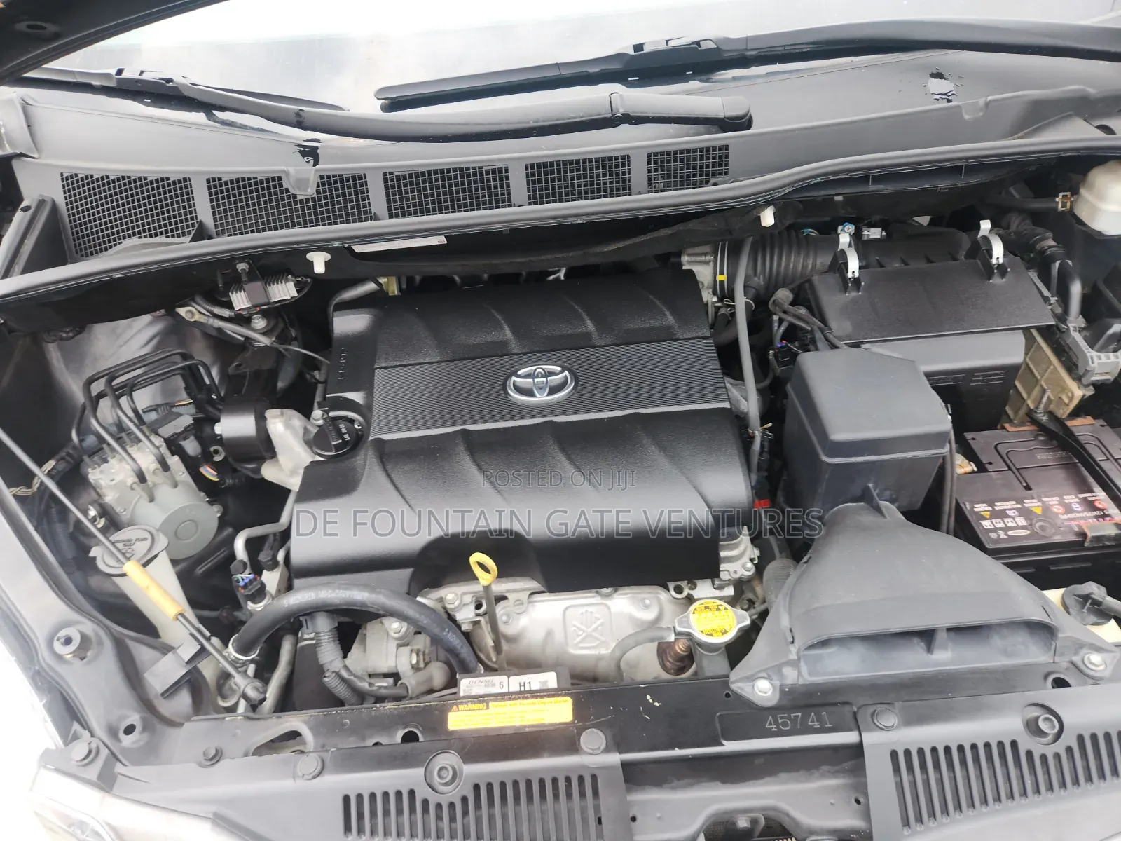 Toyota Sienna XLE AWD 7-Passenger 2013 Black