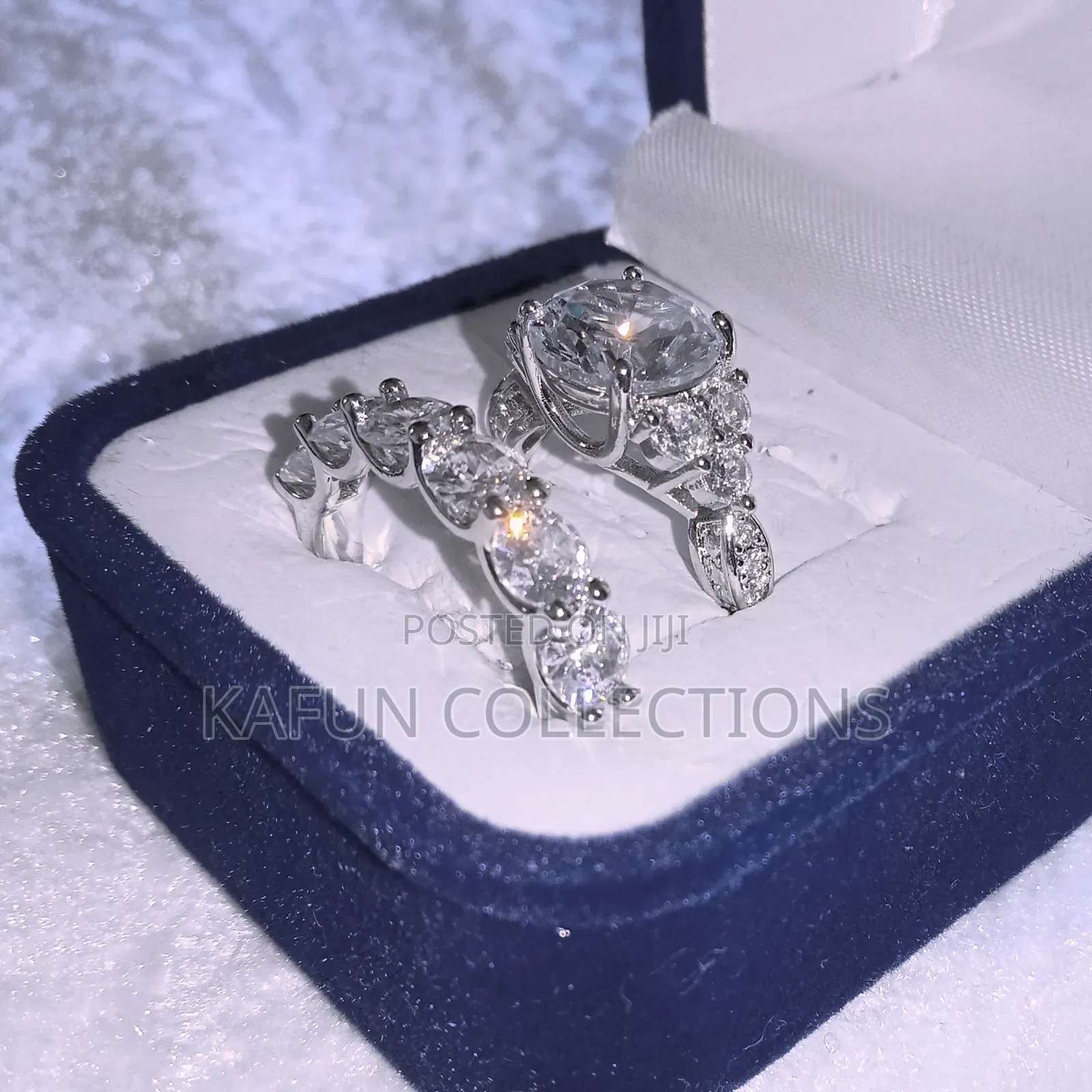 Elegant Solid Zirconia Female Wedding Ring