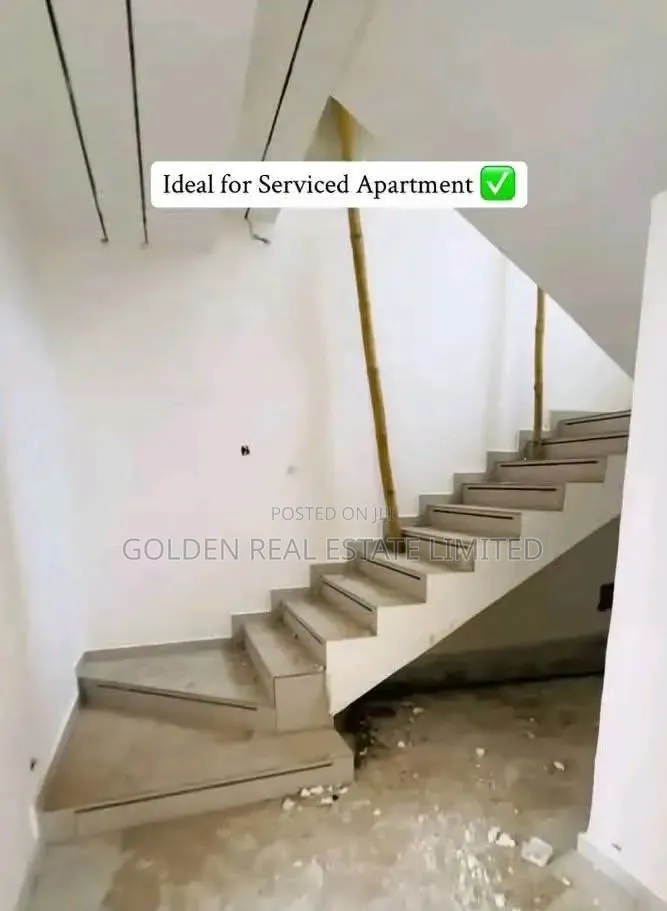 4bdrm Duplex in Utako for sale