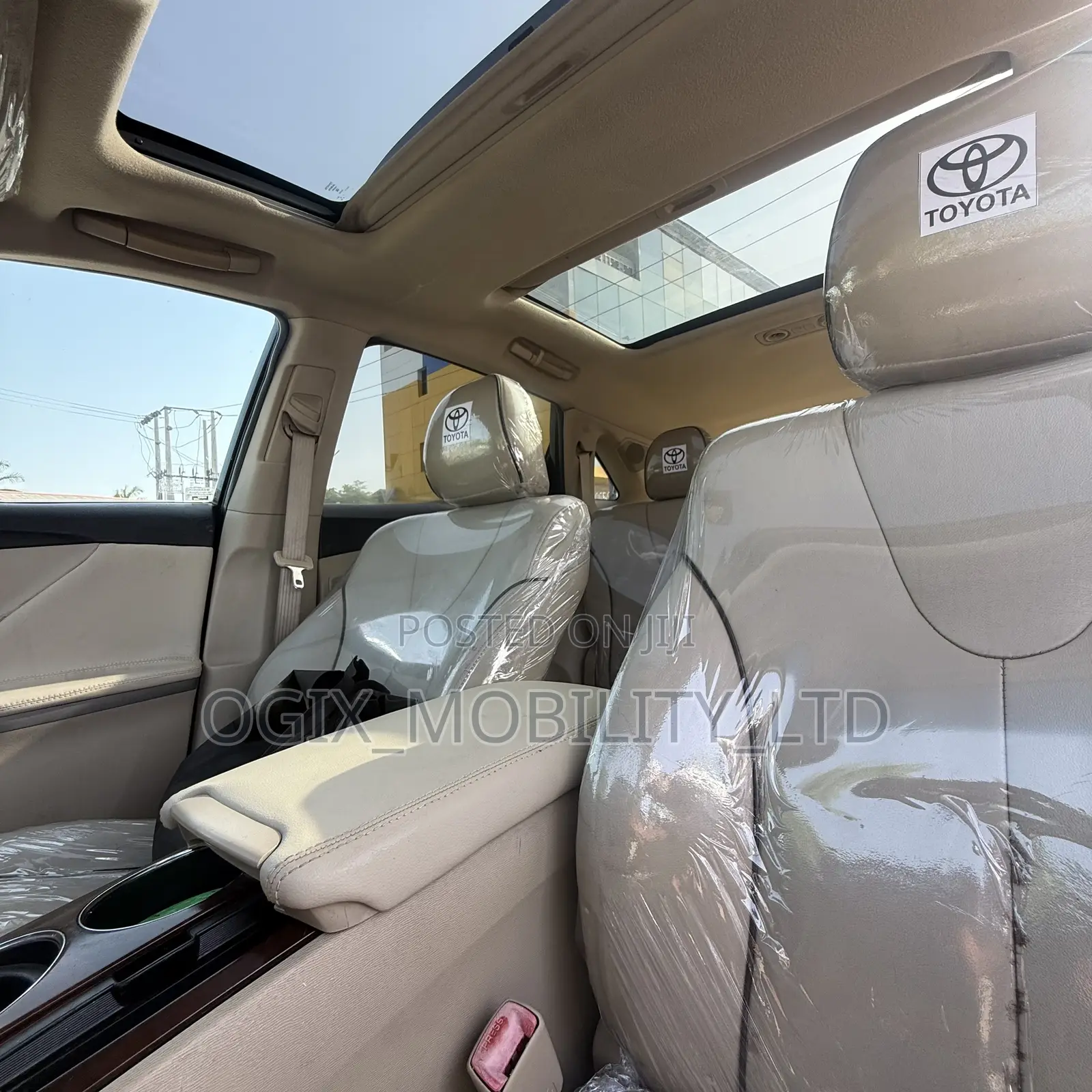 Toyota Venza 2011 White