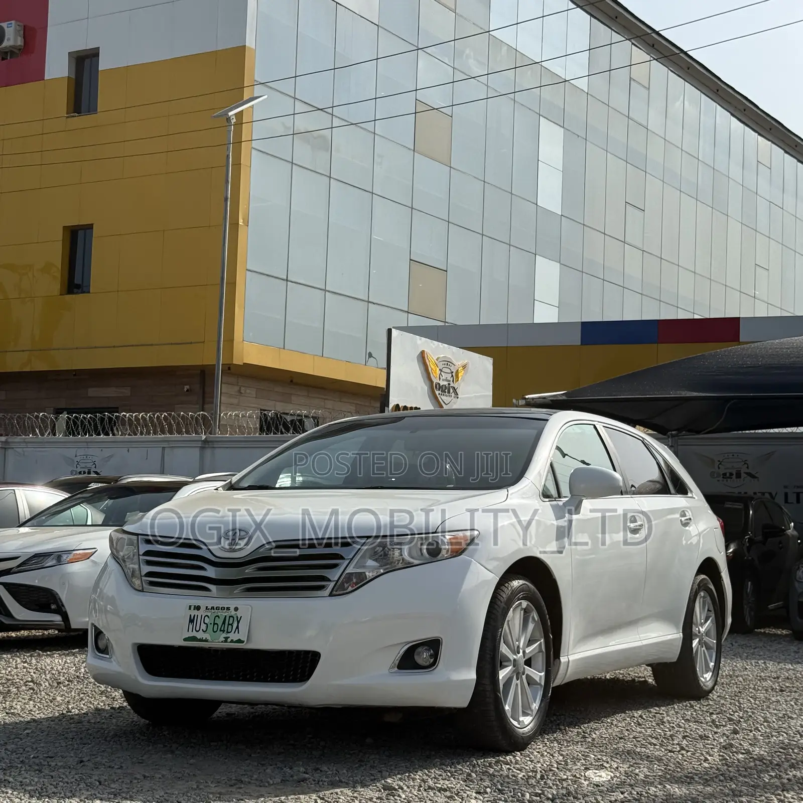 Toyota Venza 2011 White