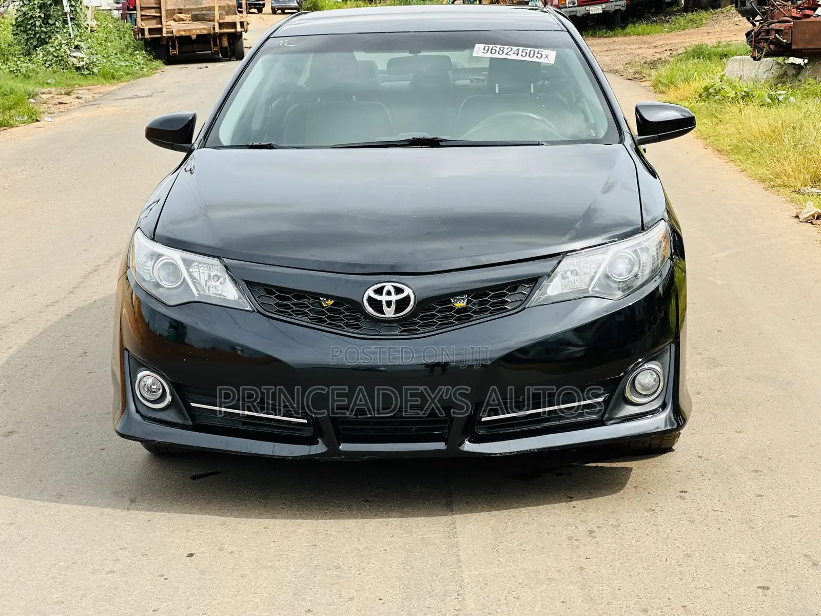 Toyota Camry SE 4dr Sedan (2.5L 4cyl 6A) 2014 Black