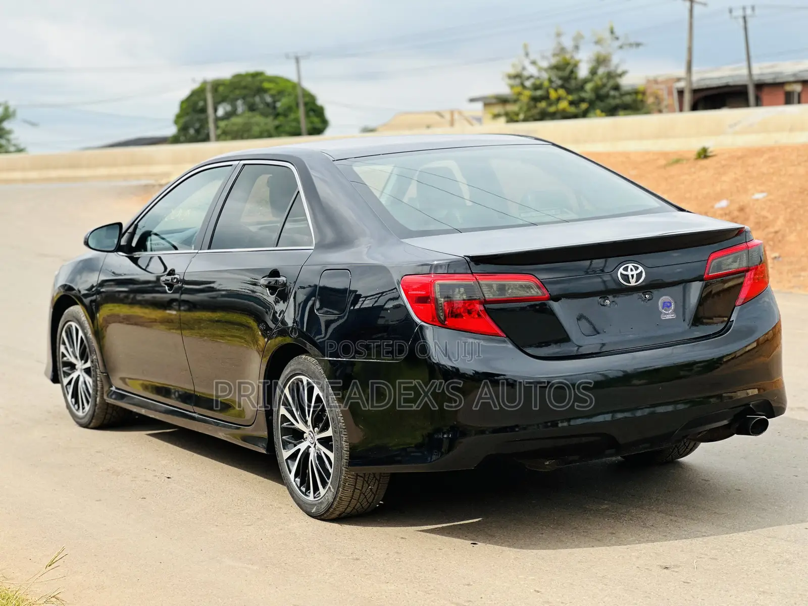 Toyota Camry SE 4dr Sedan (2.5L 4cyl 6A) 2014 Black