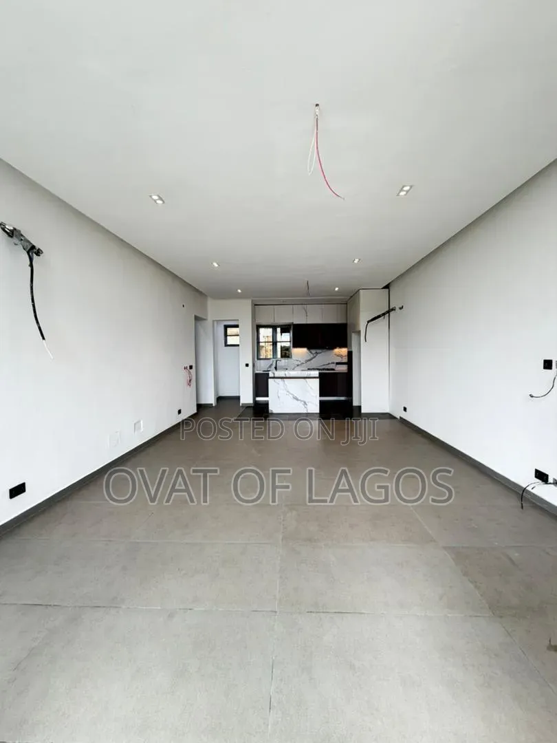4bdrm Duplex in Lekki Phase 1 for sale
