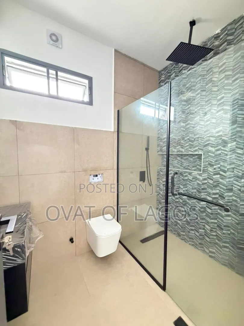 4bdrm Duplex in Lekki Phase 1 for sale