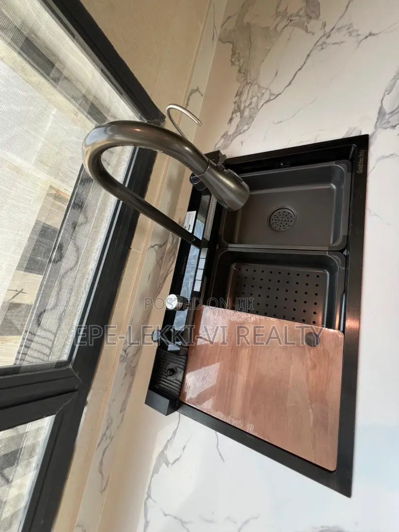 Brand New Smart 3 Bedroom Penthouse Flat + Bq for Sale