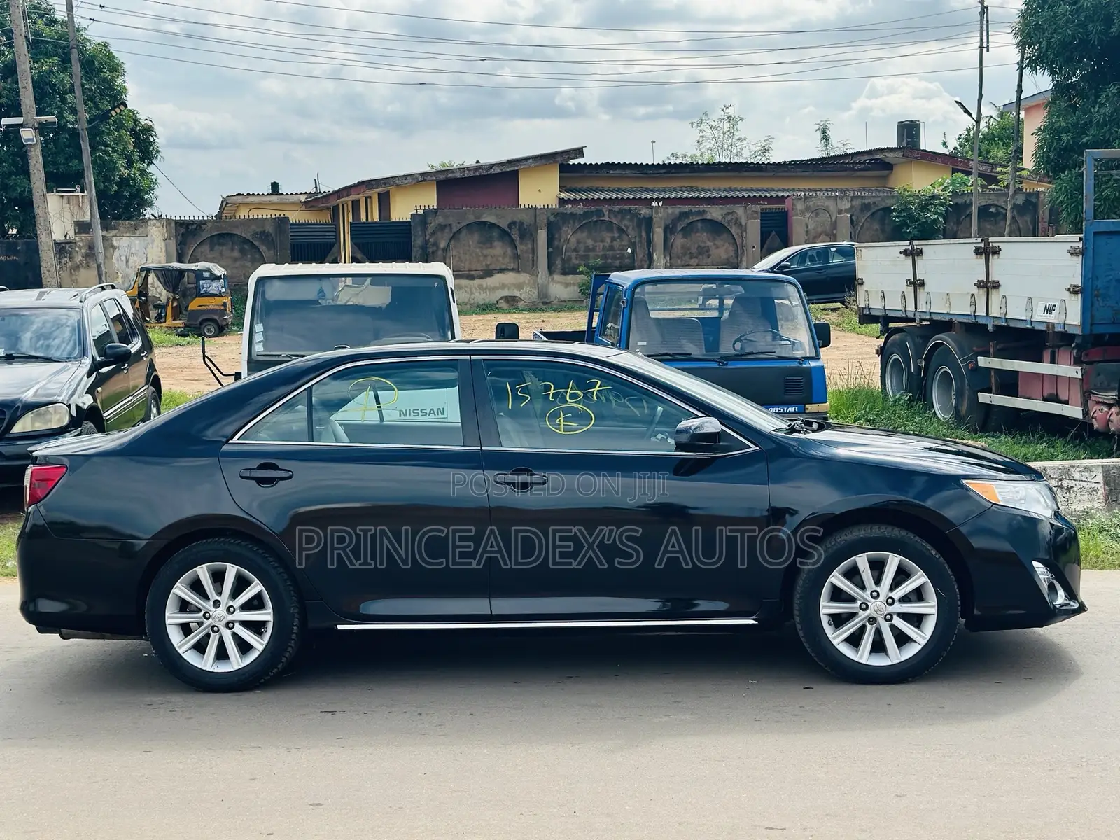 Toyota Camry XLE 4dr Sedan (2.5L 4cyl 6A) 2014 Black