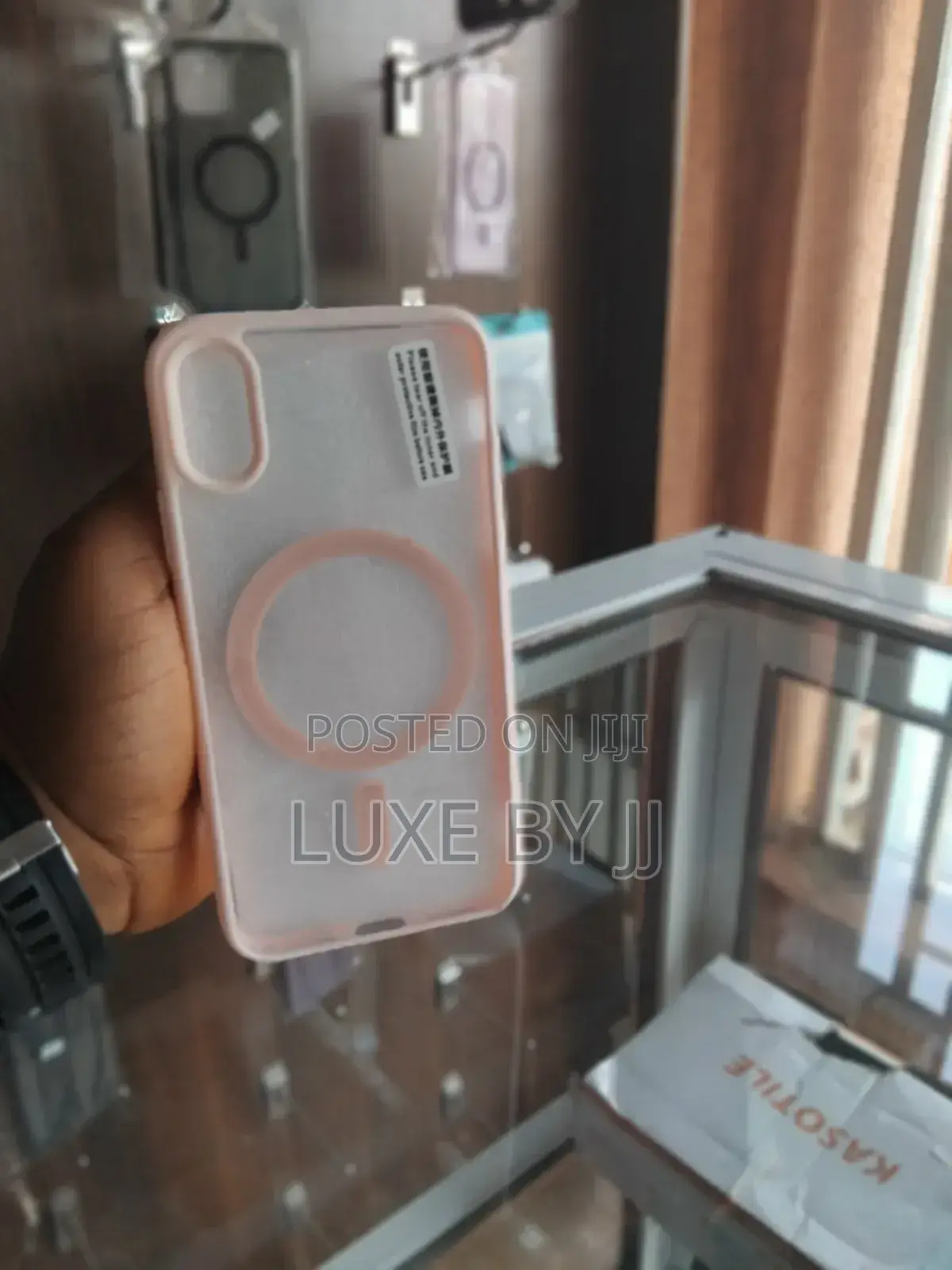 Magnetic Case