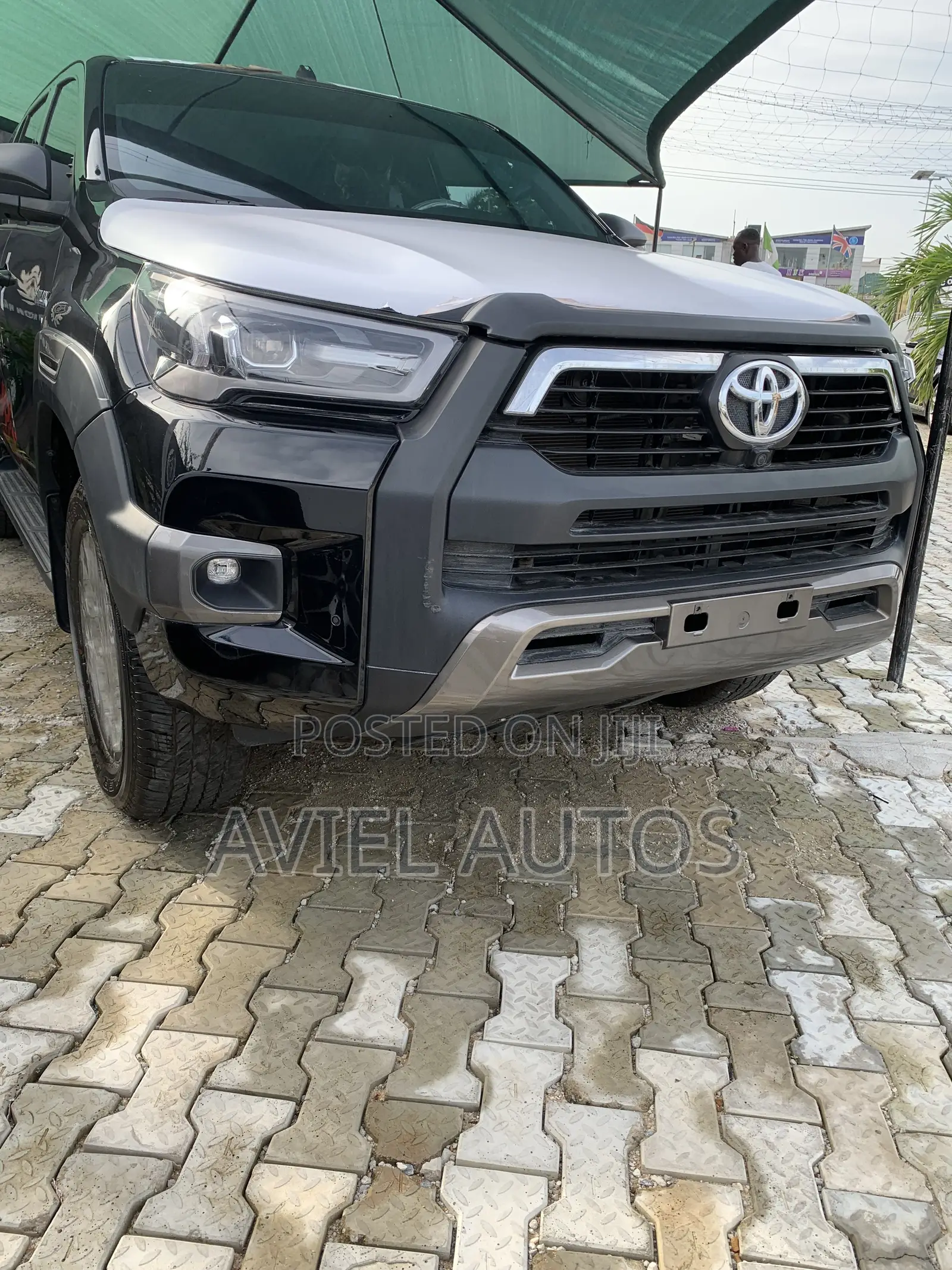 New Toyota Hilux 2025 Black