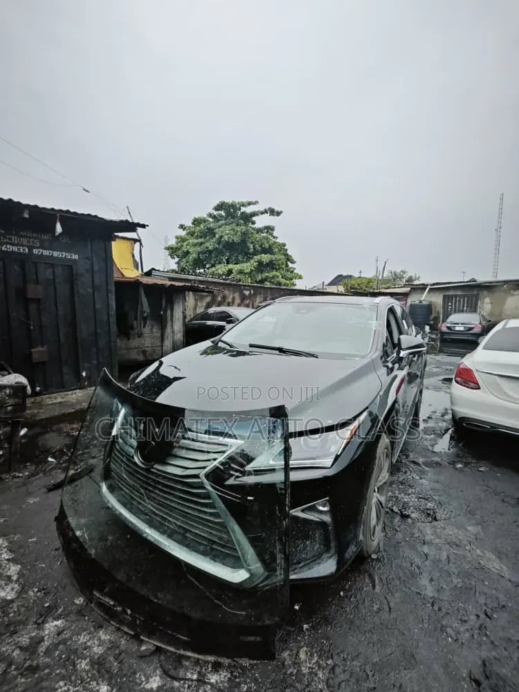 Lexus Rx350 2020 Windscreen Glass Available Installed at Chimatex