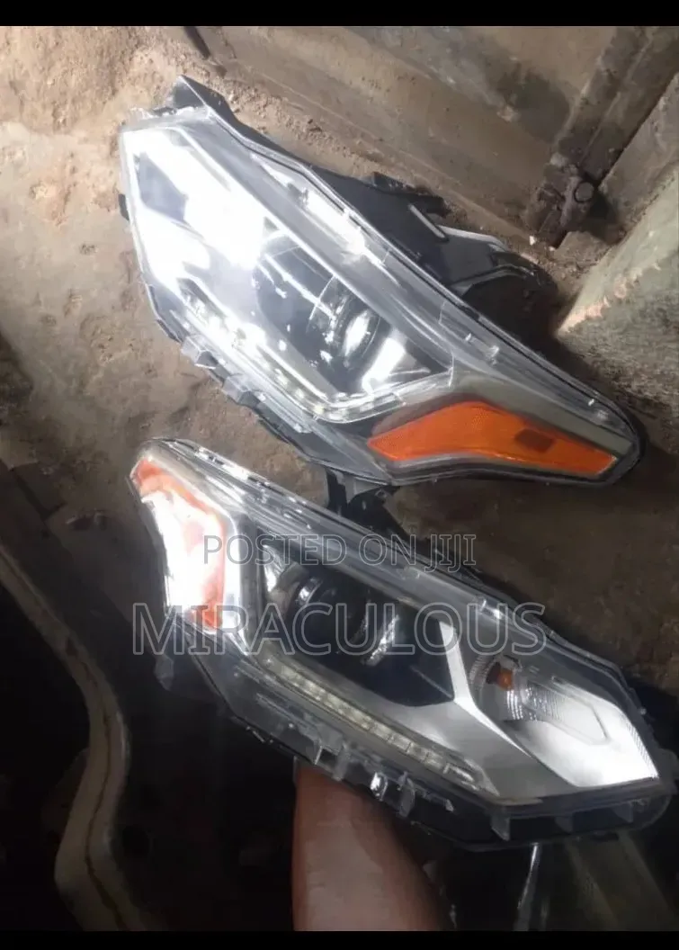Headlight Chevrolet Traverse 2020 Model Set