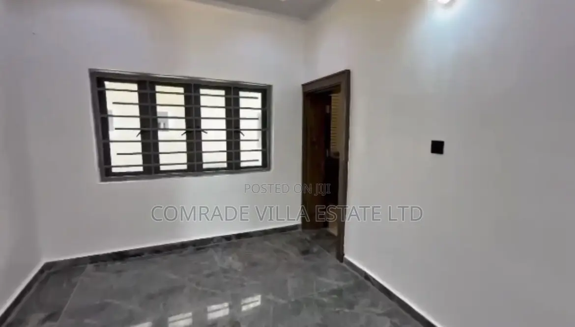 3bdrm Bungalow in Dawaki for sale