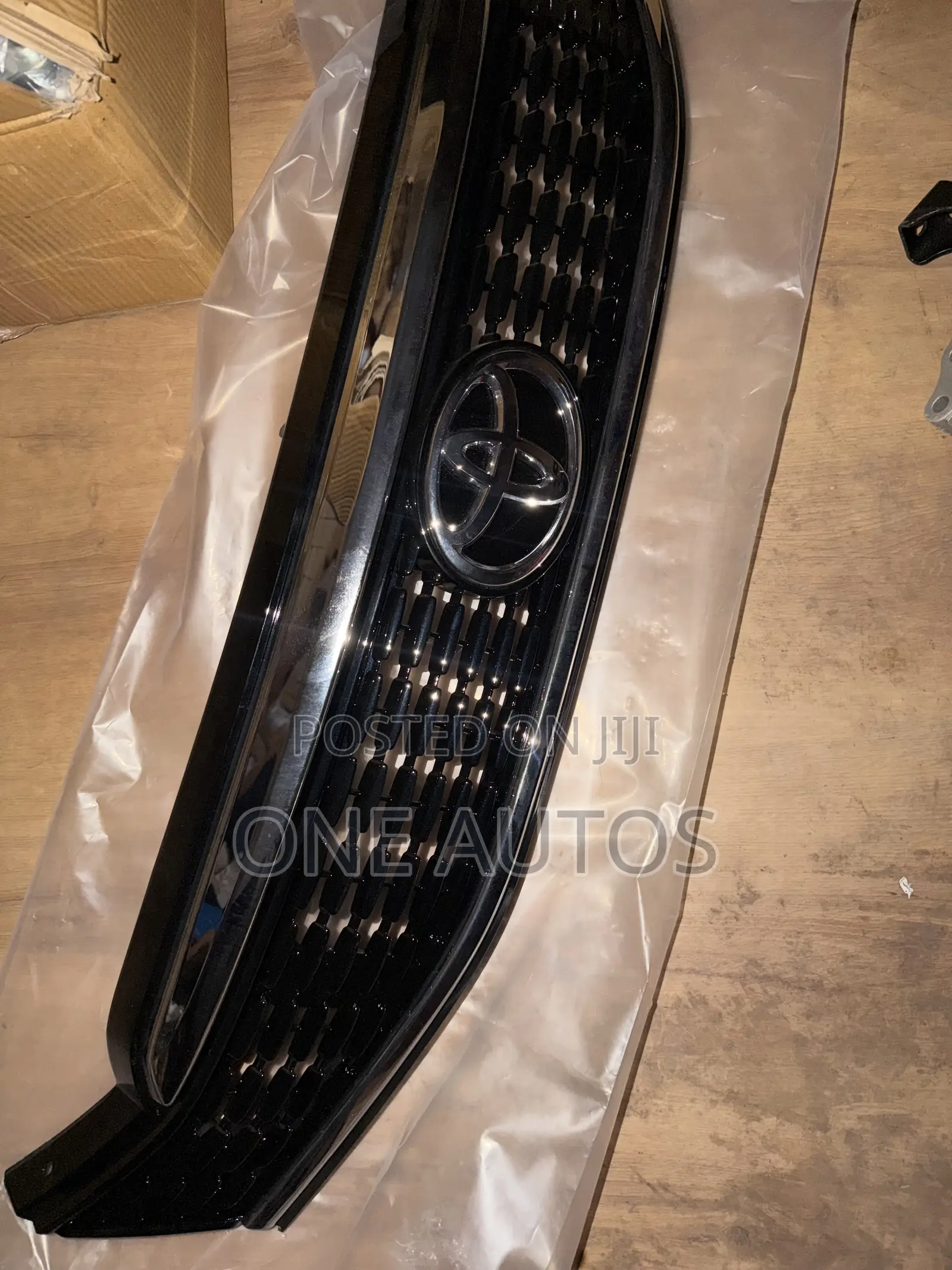 Toyota Belta Grille