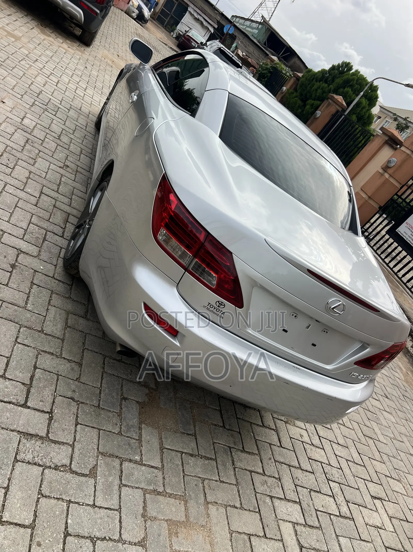 Lexus IS 250 2016 Silver