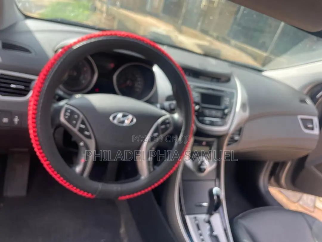 Hyundai Elantra 2014 Silver