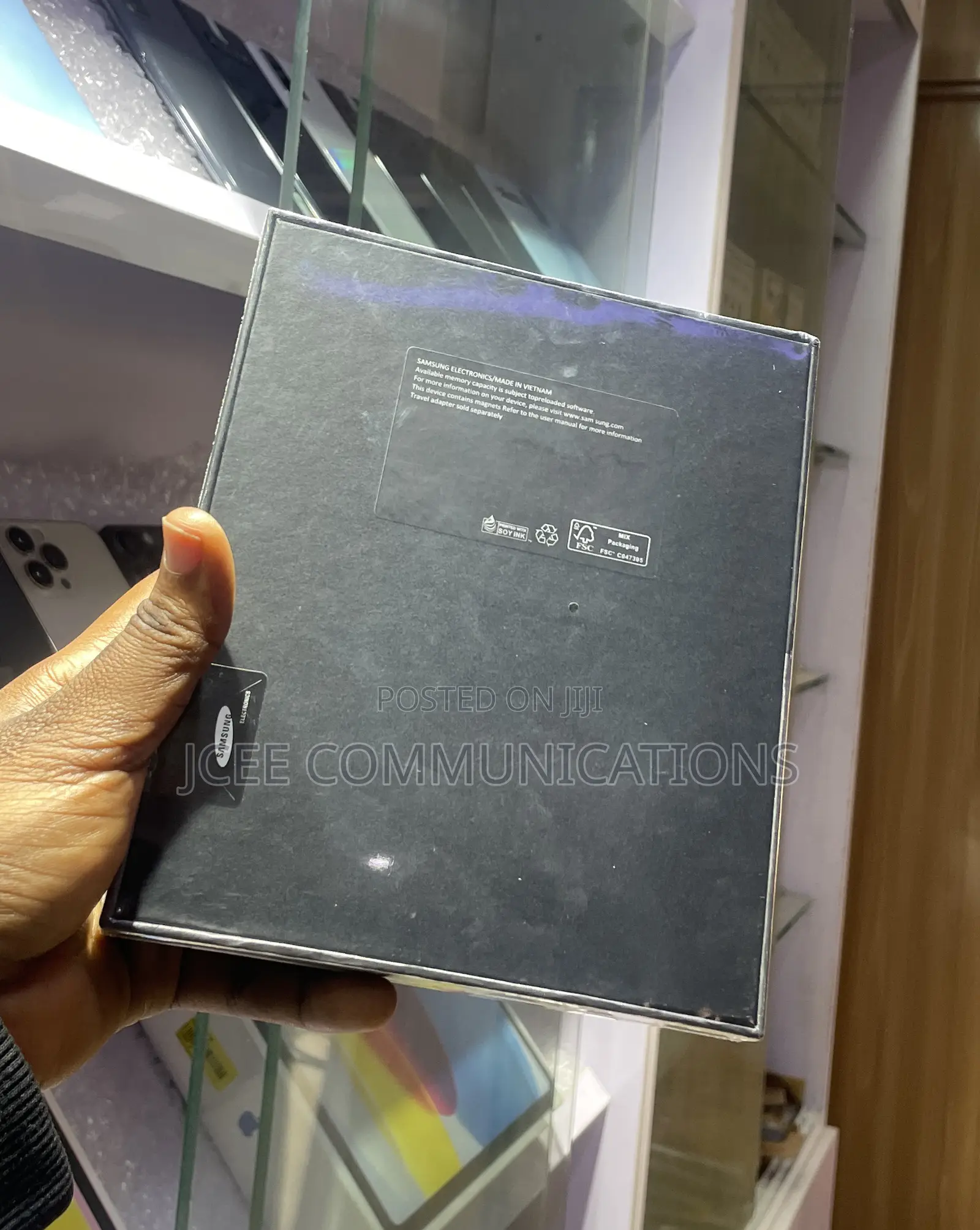 New Samsung Galaxy Z Fold4 256 GB Gray