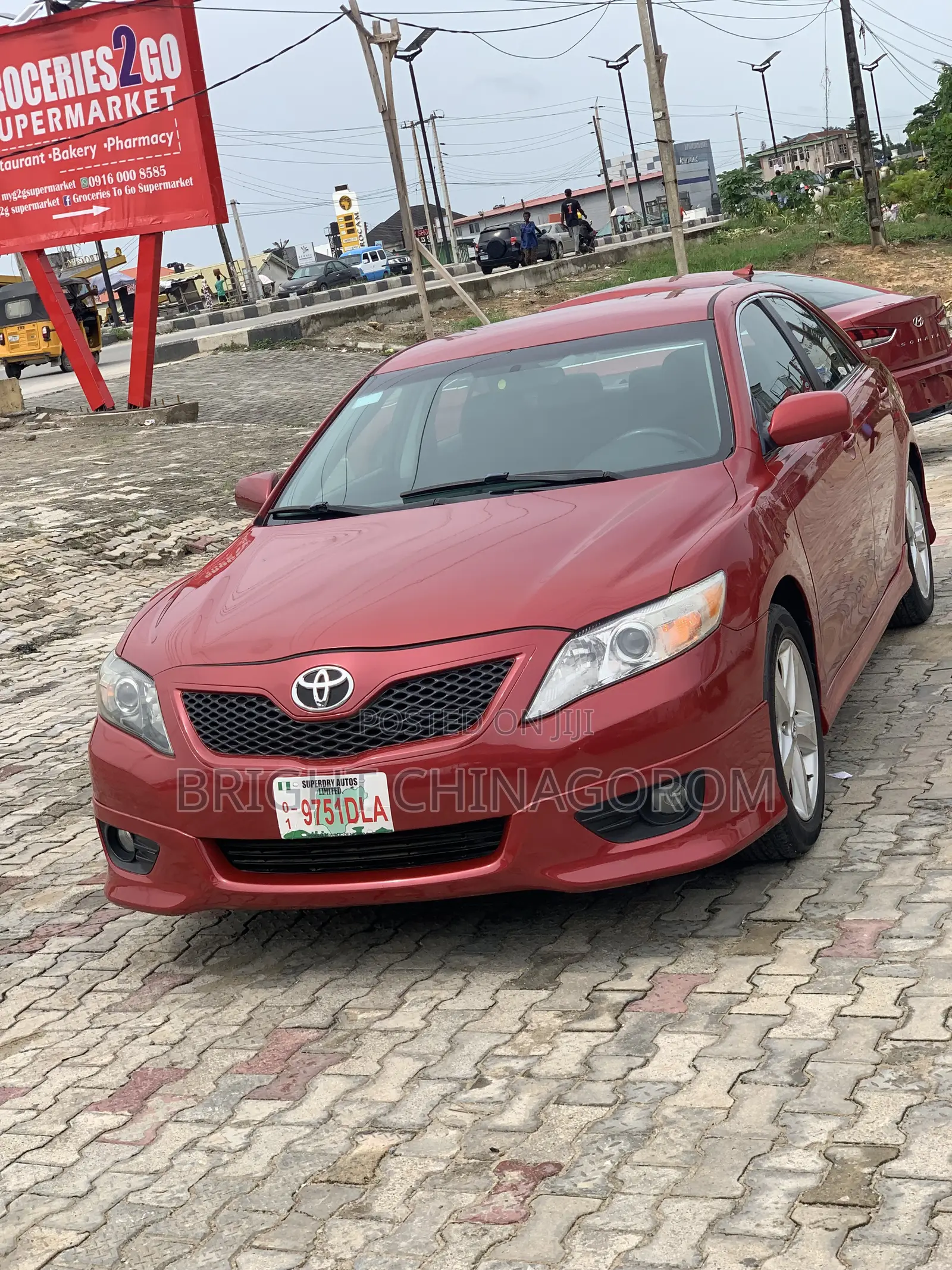 Toyota Camry SE 4dr Sedan (2.5L 4cyl 6AM) 2010 Red