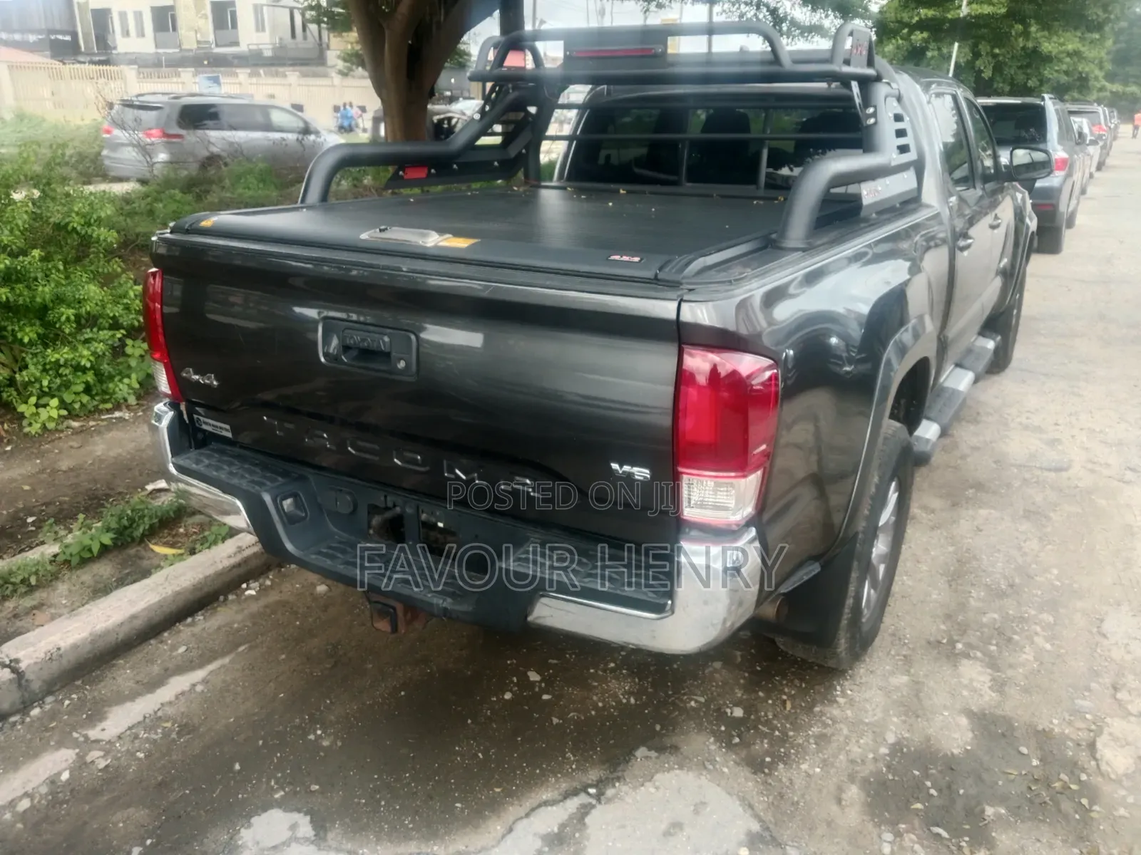 Toyota Tacoma SR5 2017 Black