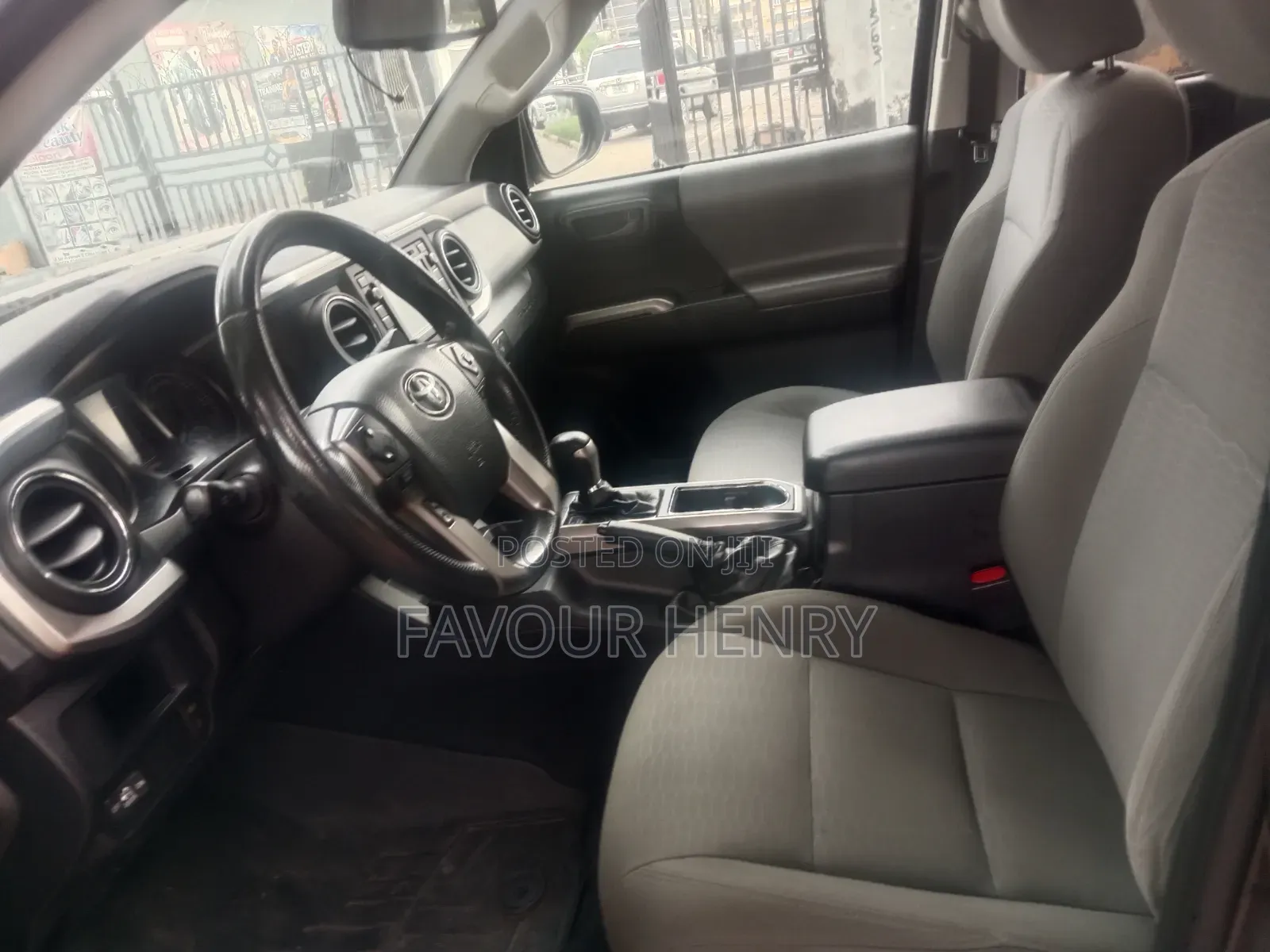 Toyota Tacoma SR5 2017 Black