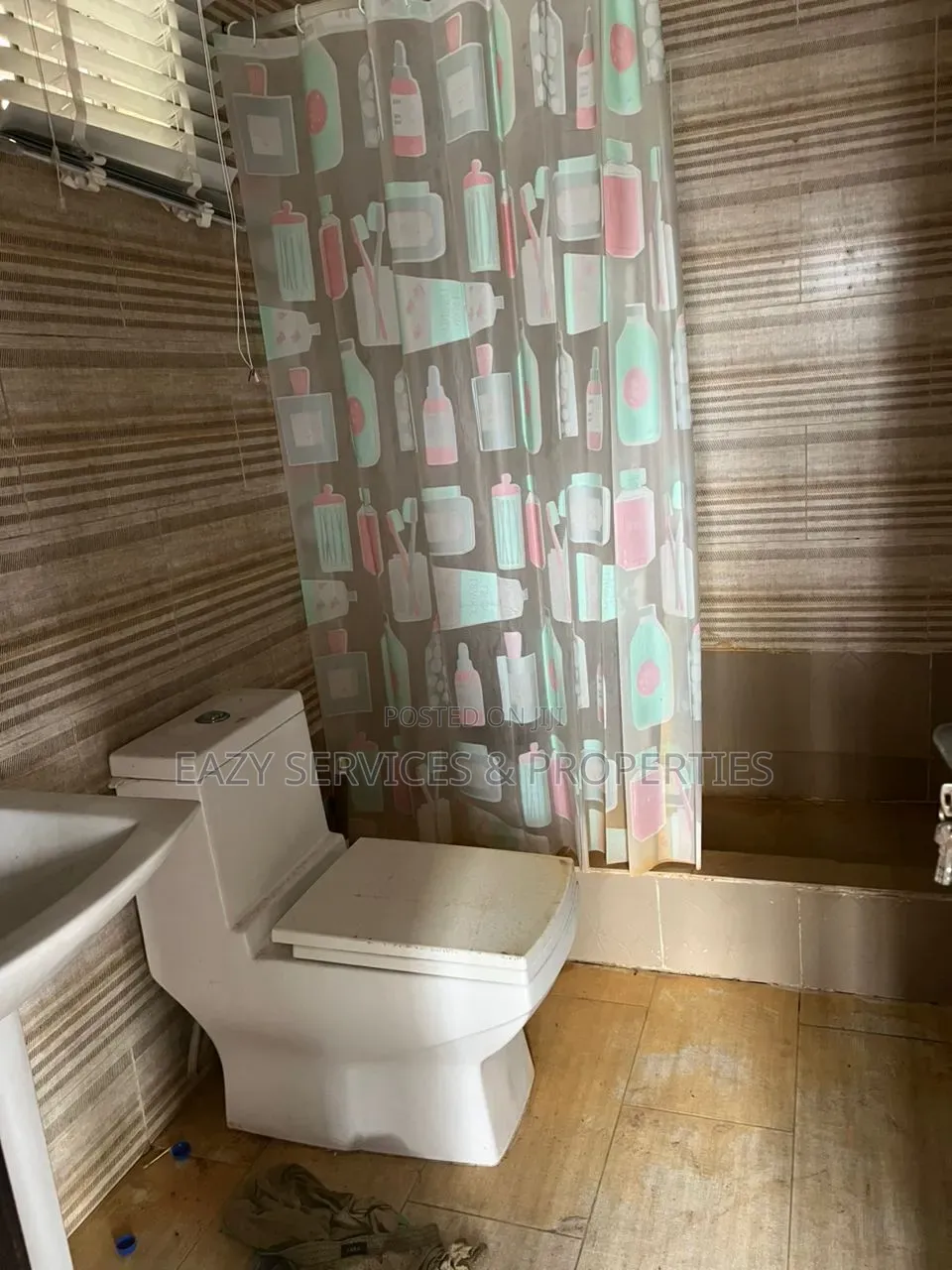 2bdrm Apartment in Gated And Secured, Ikate-Elegushi for rent