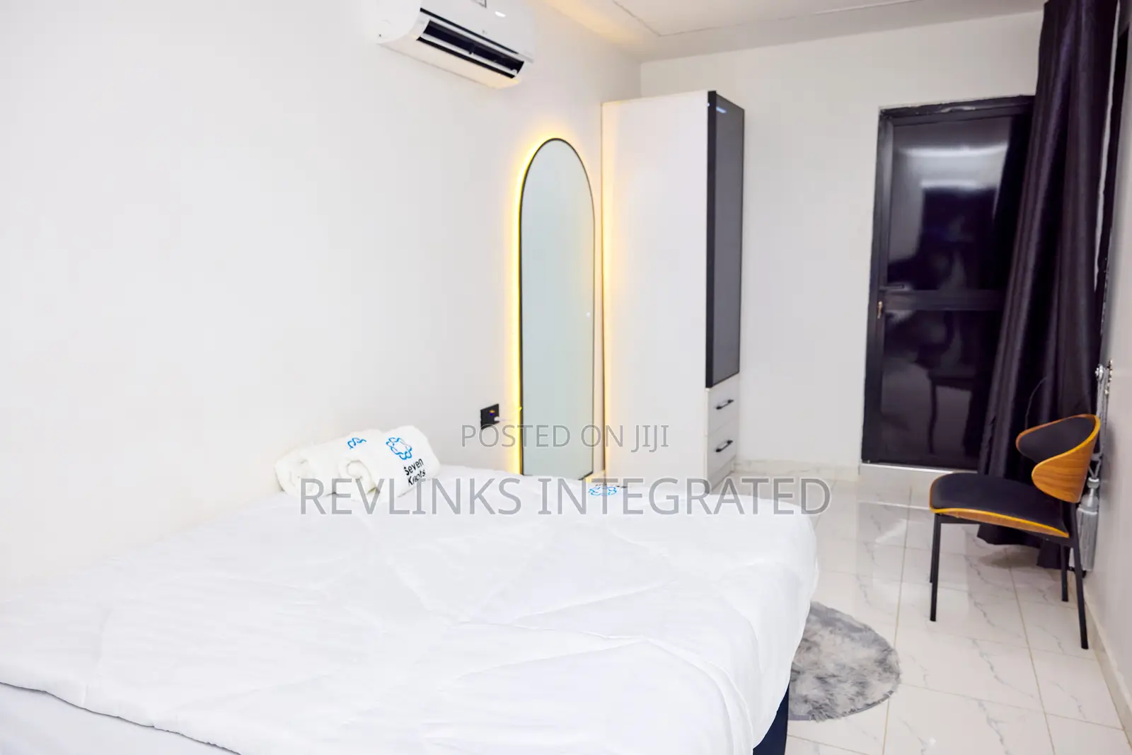 Exclusive 7knots Boutique Hotel