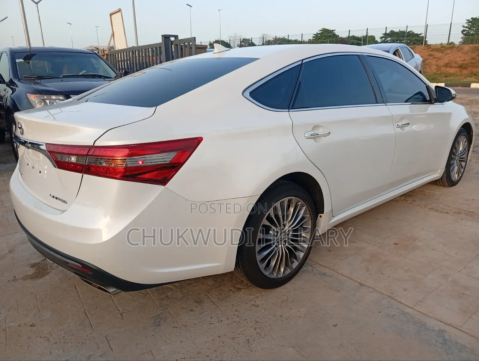 Toyota Avalon 2016 White