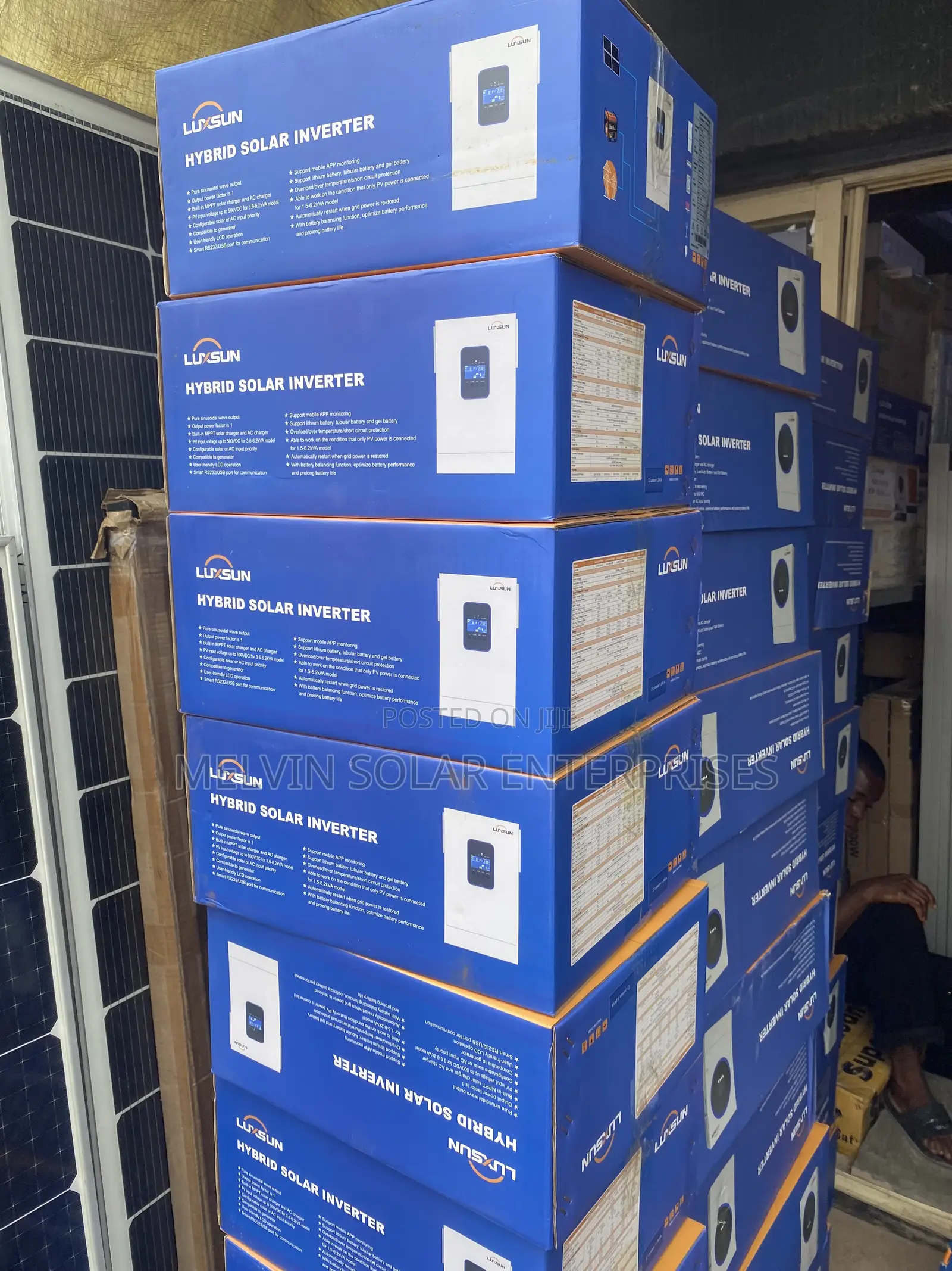 4.2kva 24v Luxsun Solar Hybrid Inverter Available in Store Right Now