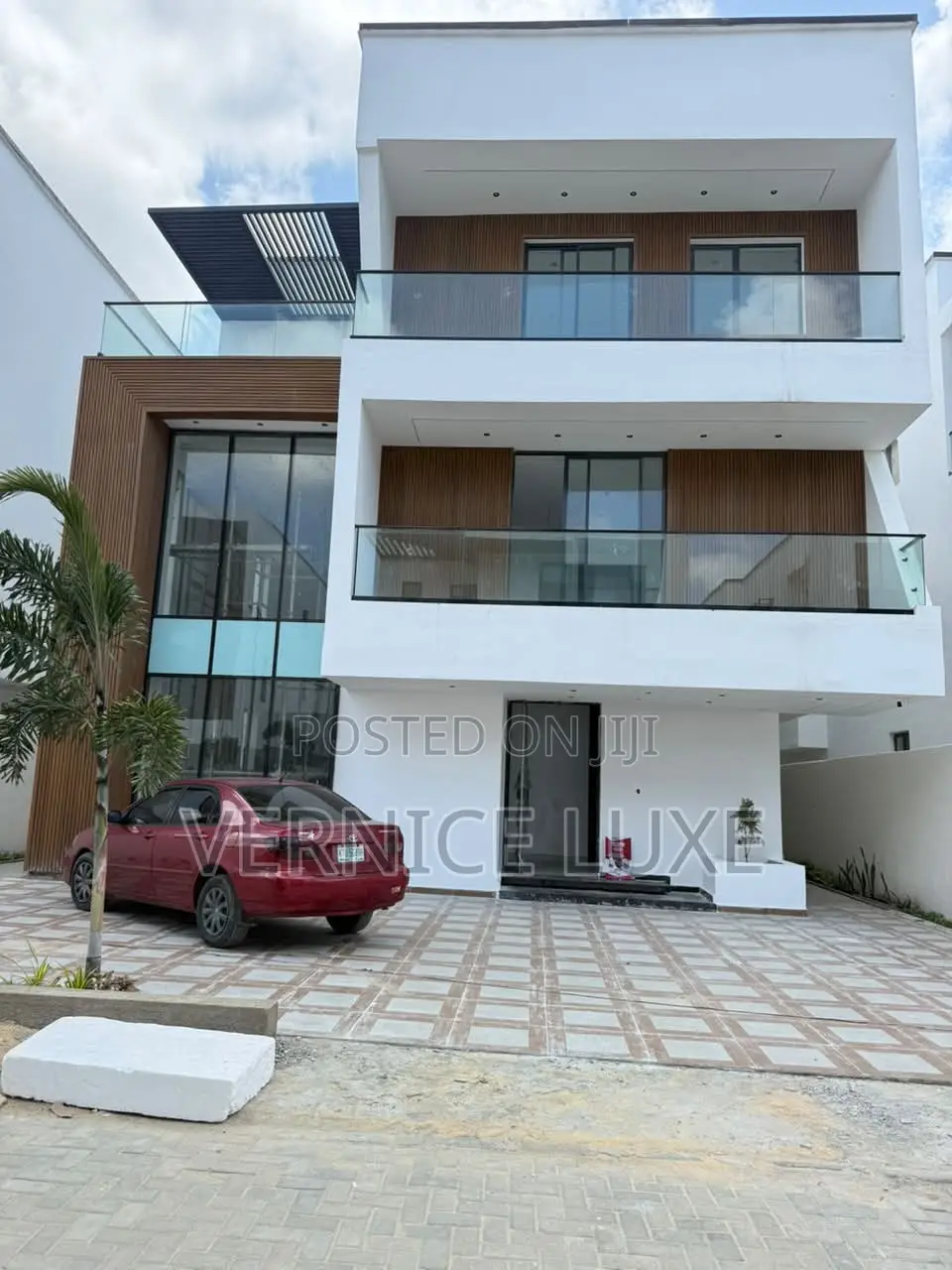 6bdrm Duplex in Lekki Phase 1 for sale