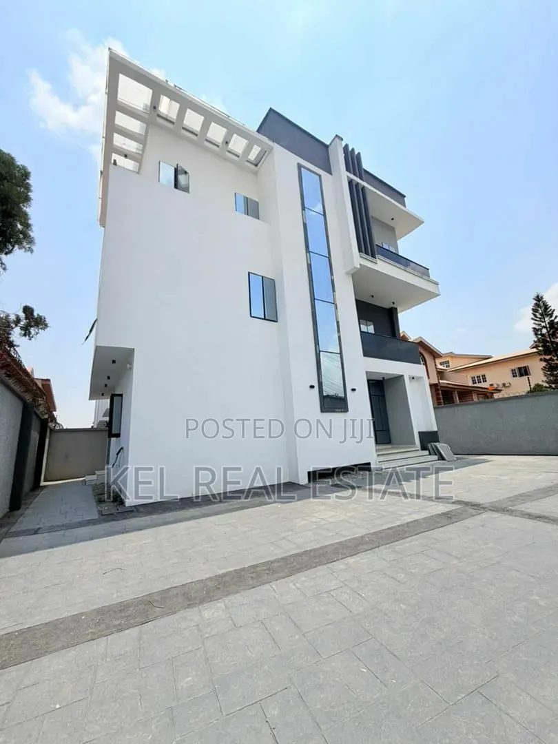 4bdrm Duplex in GRA Phase 1 for sale
