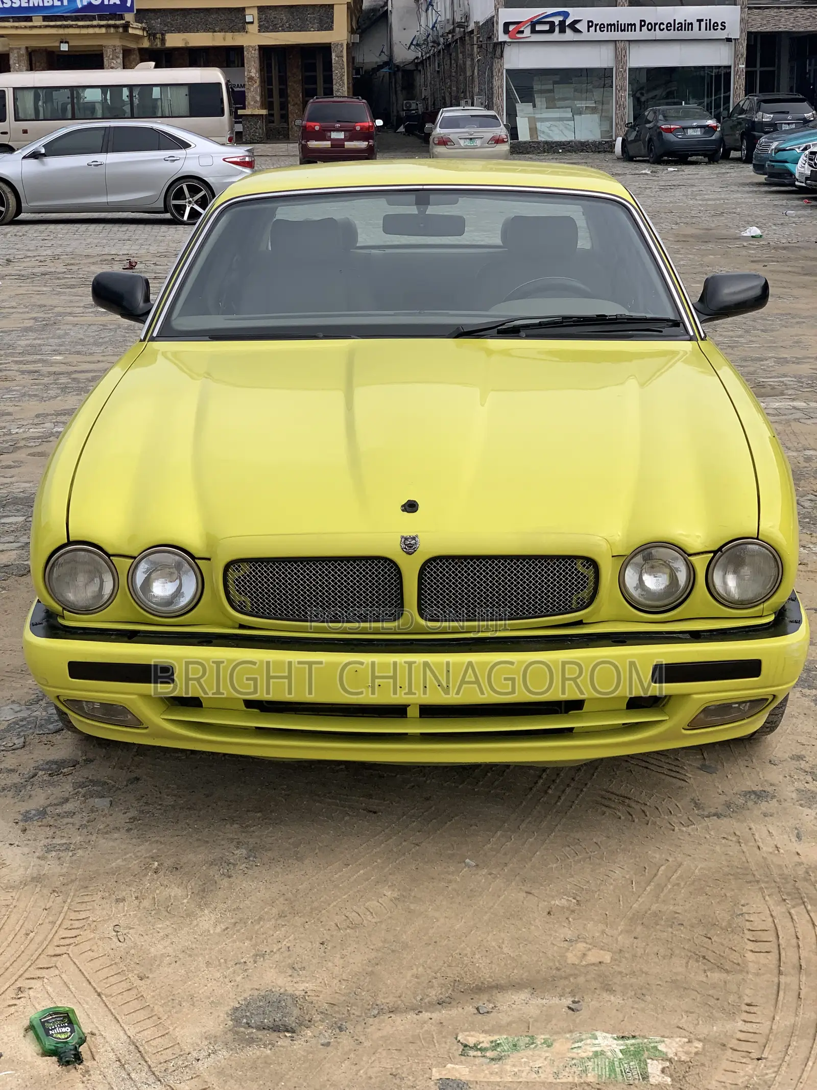 Jaguar S-Type 3.0L V6 2000 Yellow