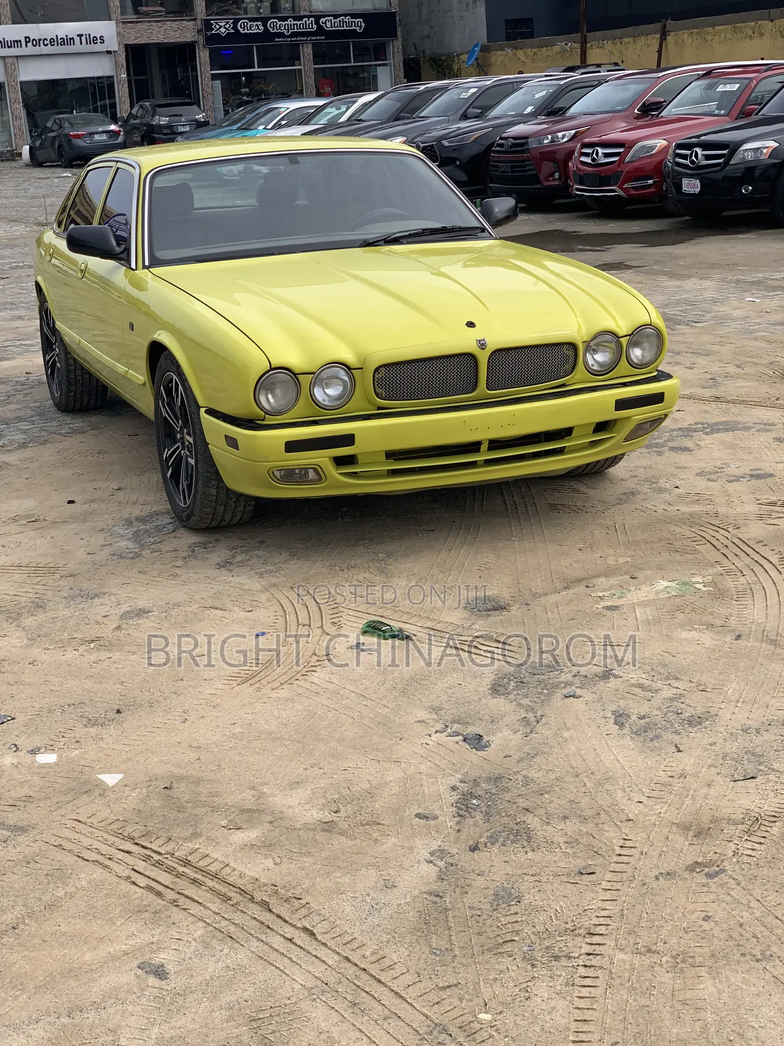 Jaguar S-Type 3.0L V6 2000 Yellow