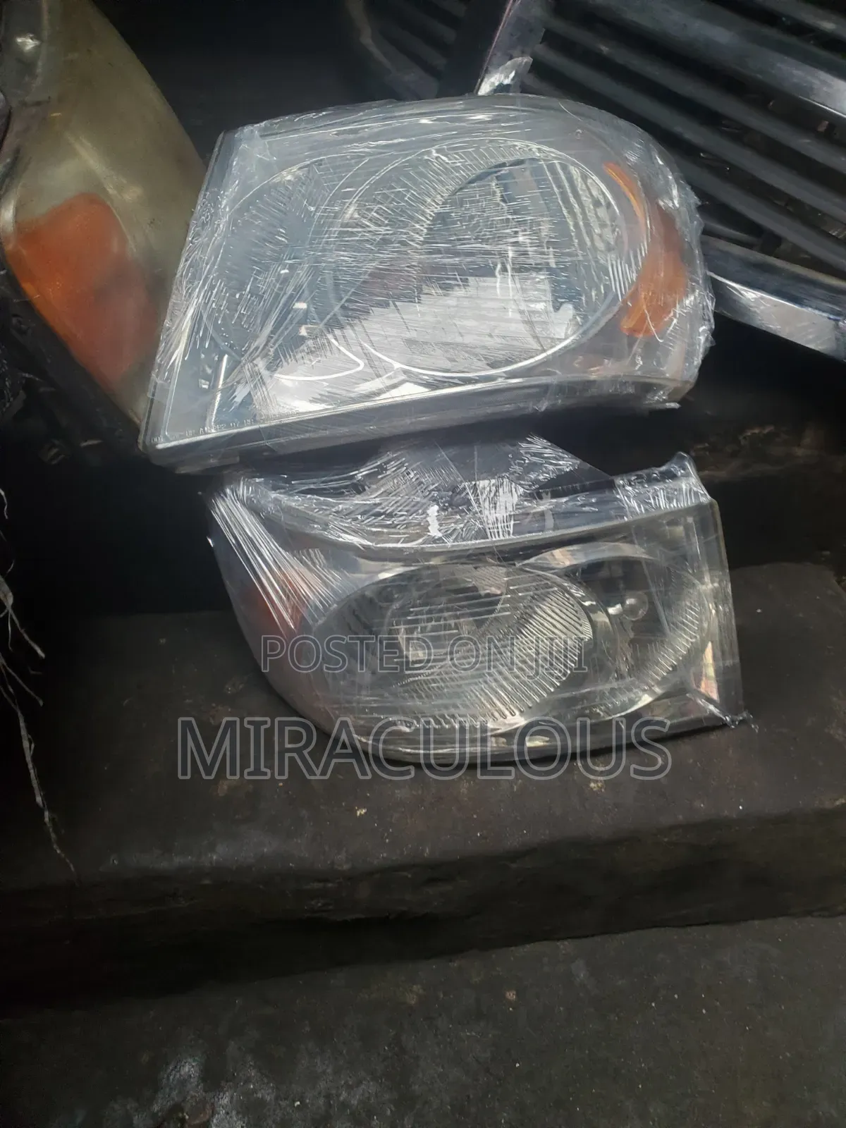 Headlight Dodge Durango 2010 Model Set