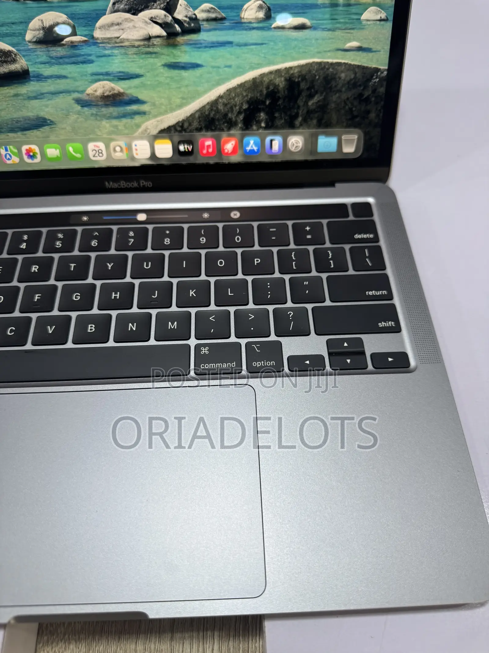 Laptop Apple MacBook Pro 2020 8GB Apple M1 SSD 512GB