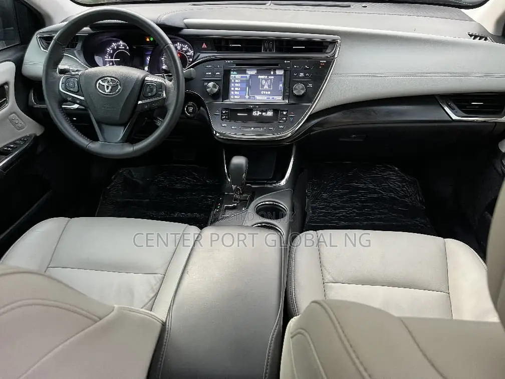 Toyota Avalon XLE Premium (3.5L 6cyl 6A) 2018 Black