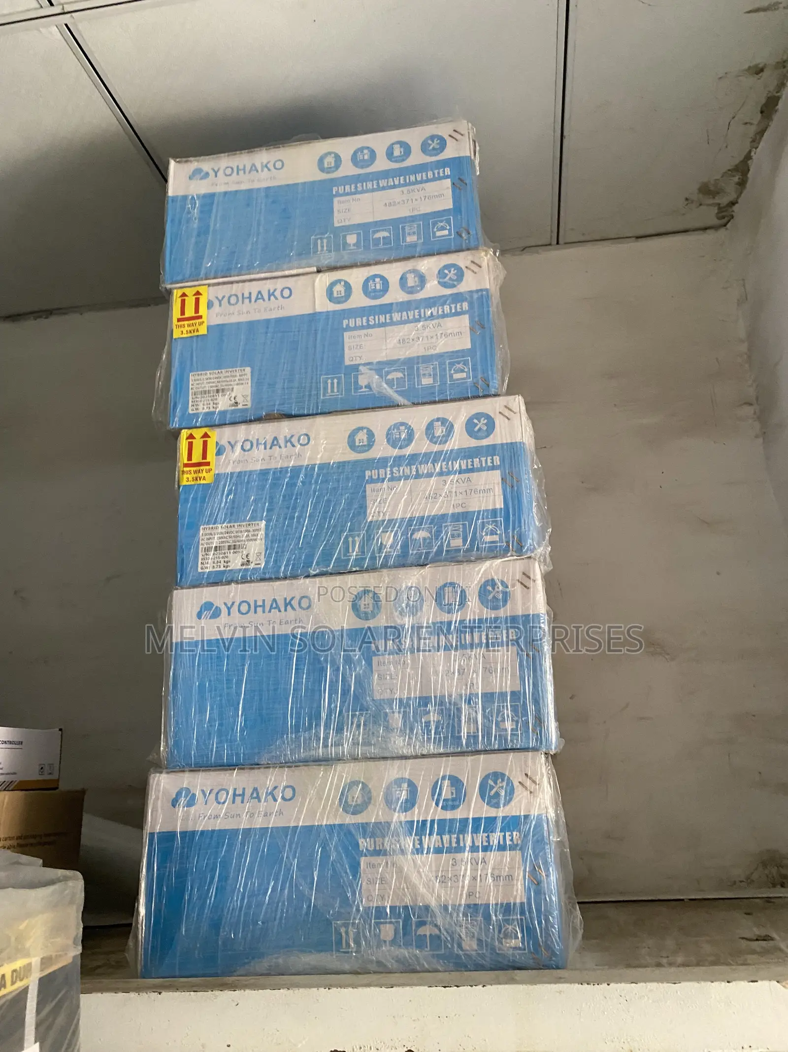 3.5kva 24v Yohako Solar Hybrid Solar Inverter Available Now in Store.