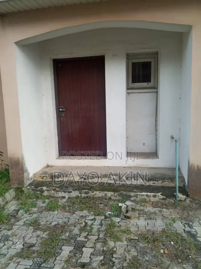 4bdrm Townhouse/Terrace in I'M, Thomas Estate for sale