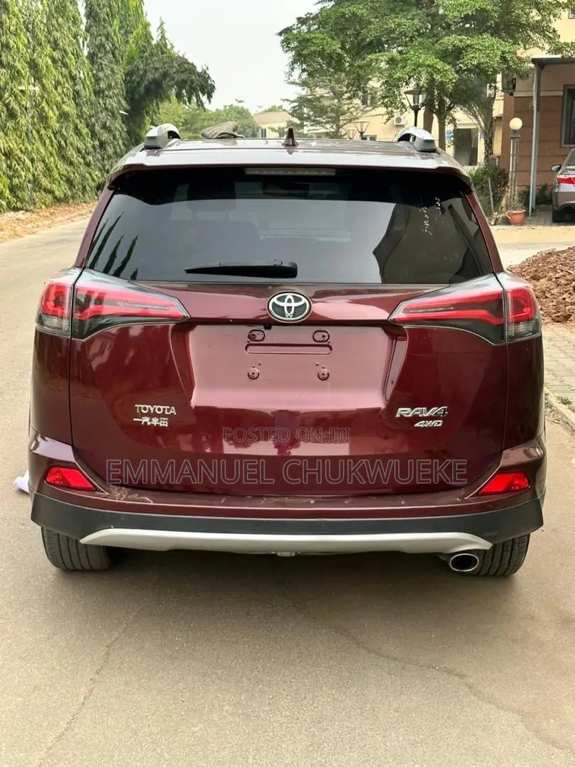 Toyota RAV4 2017 Burgundy