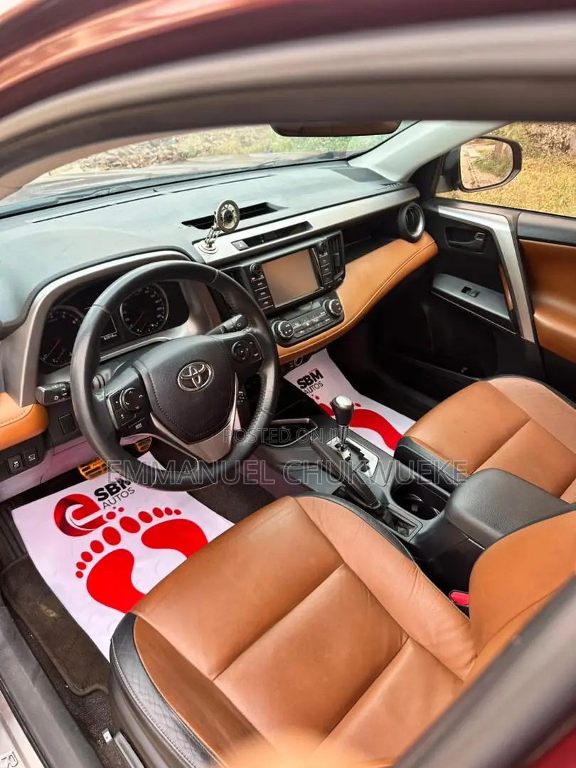 Toyota RAV4 2017 Burgundy