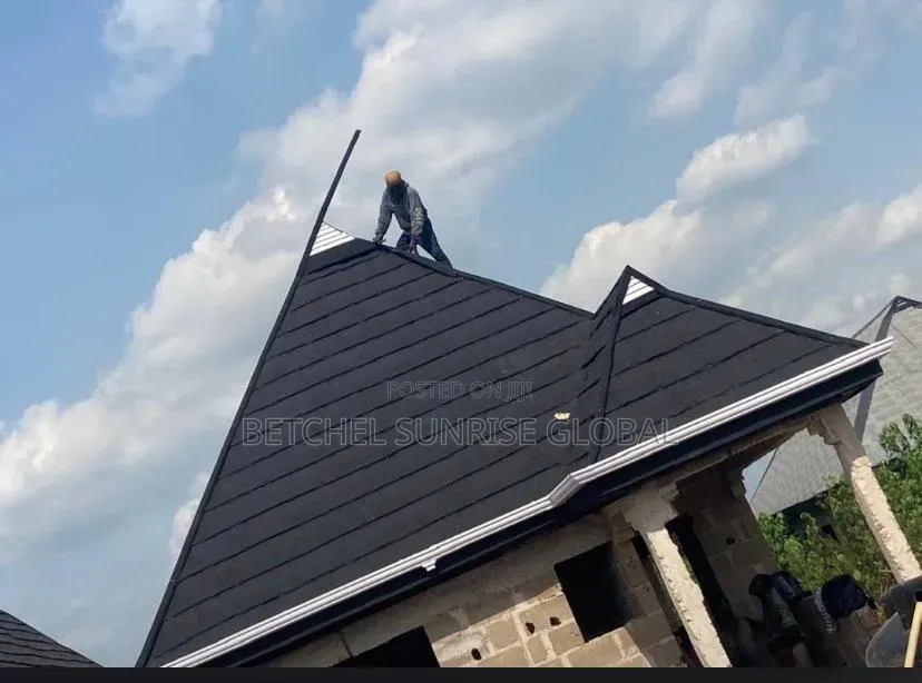 Shingle Design Black At Betchel