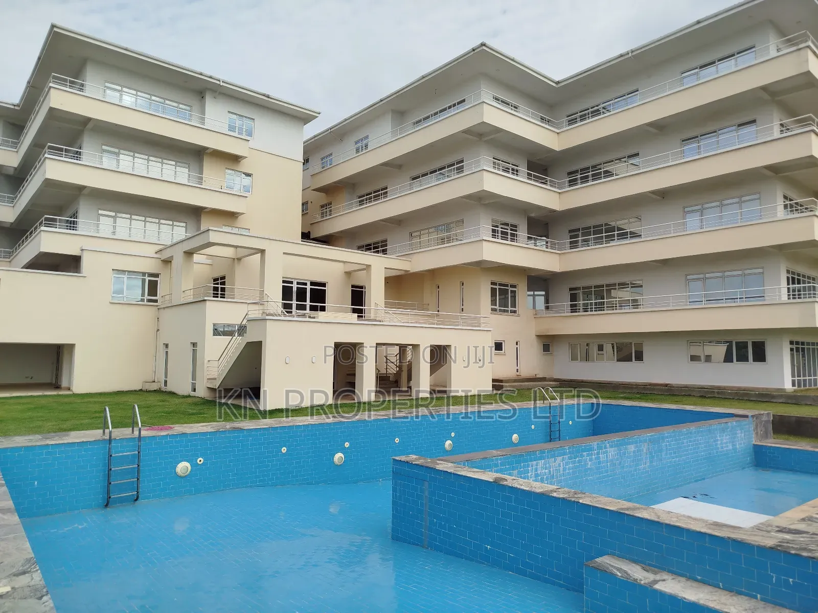 3bdrm Apartment in Guzape for sale